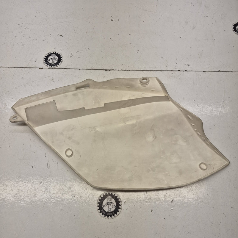 plastique lateral dx 1519862-2