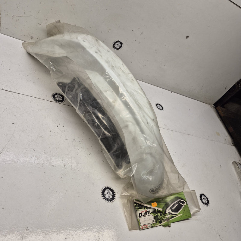 garde boue avant husqvarna 4T 08-12 HU032326041-1