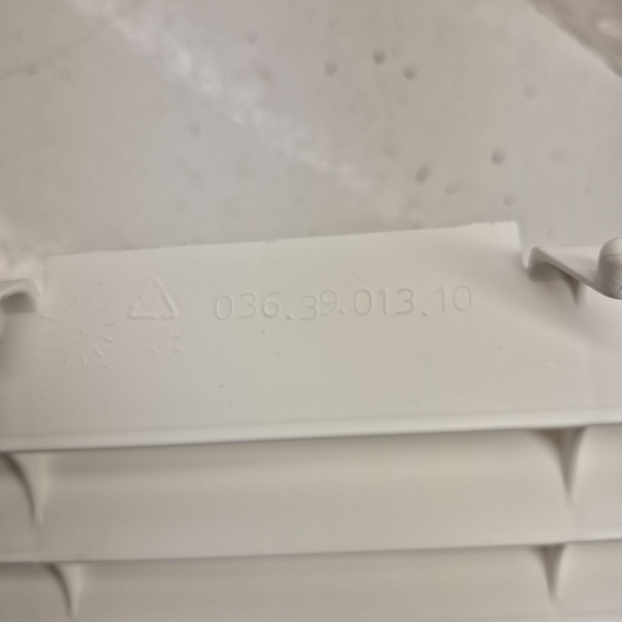 grille radiateur beta neuve 036390070051