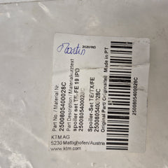 plastique husqvarna 250.08.051.000-4
