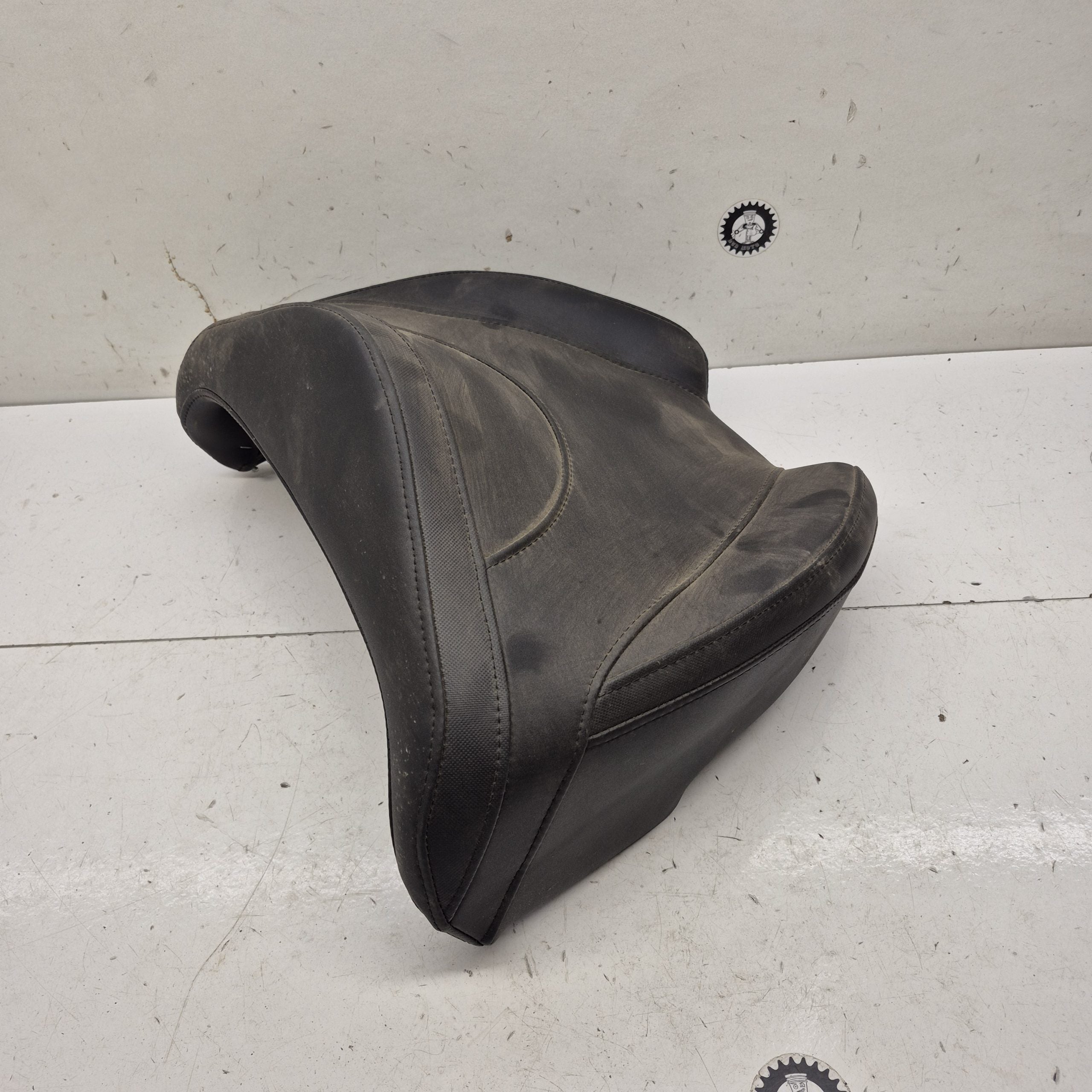 selle arriere 9-AWA-132000 cf moto