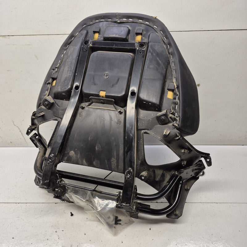 dosseret cf moto-3