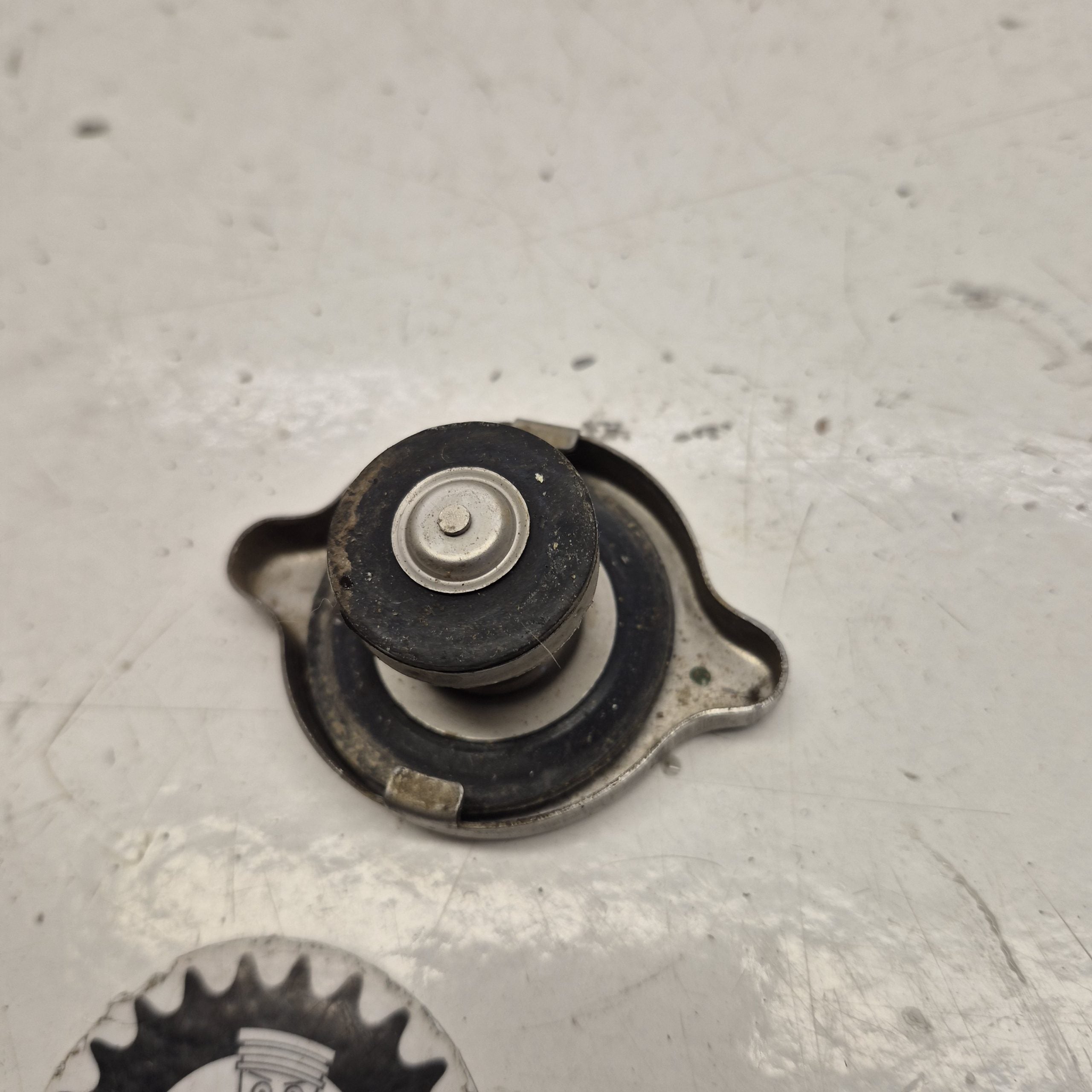 bouchon radiateur gasgas 125 ec 2004