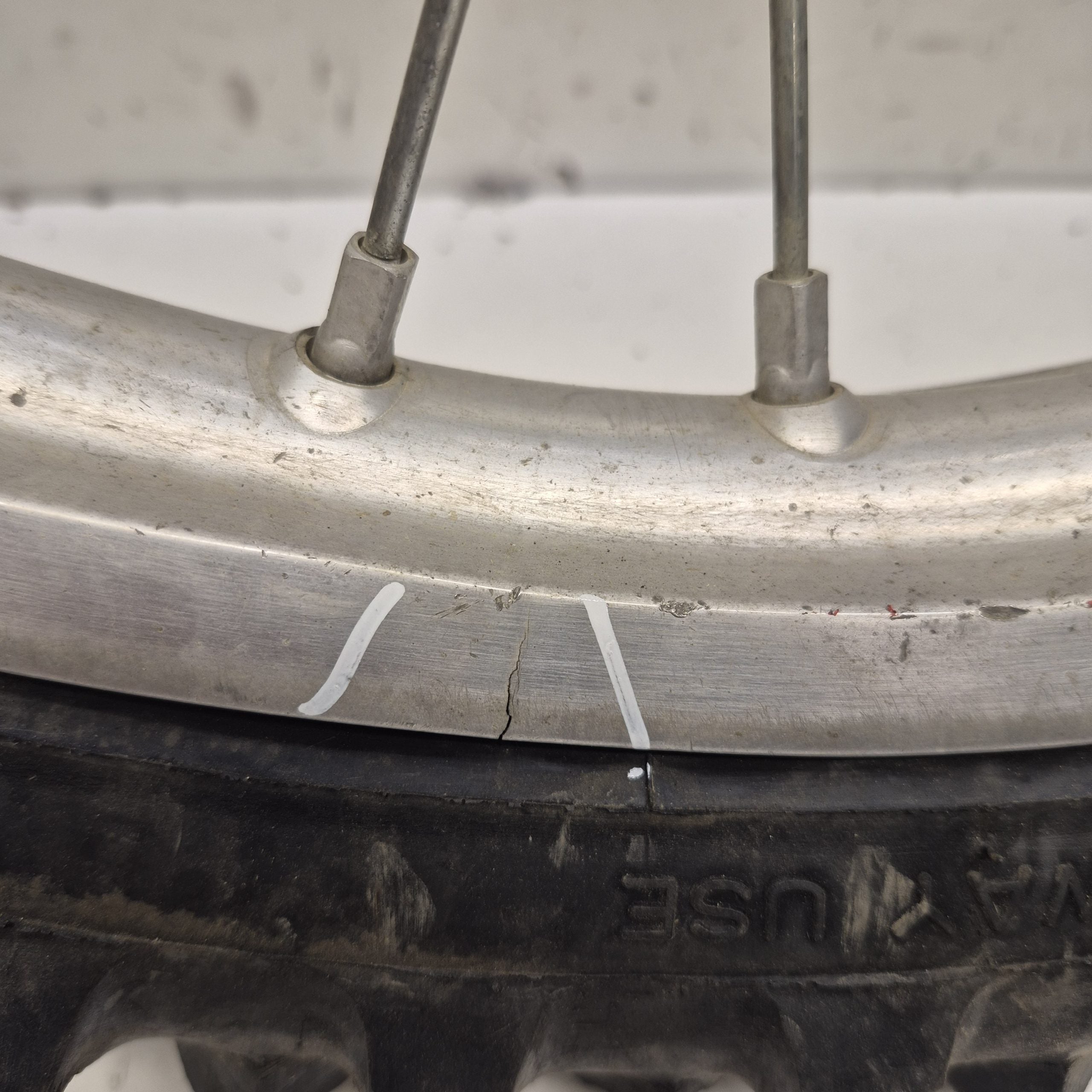 roue avant yamaha 125 yz 2000-3
