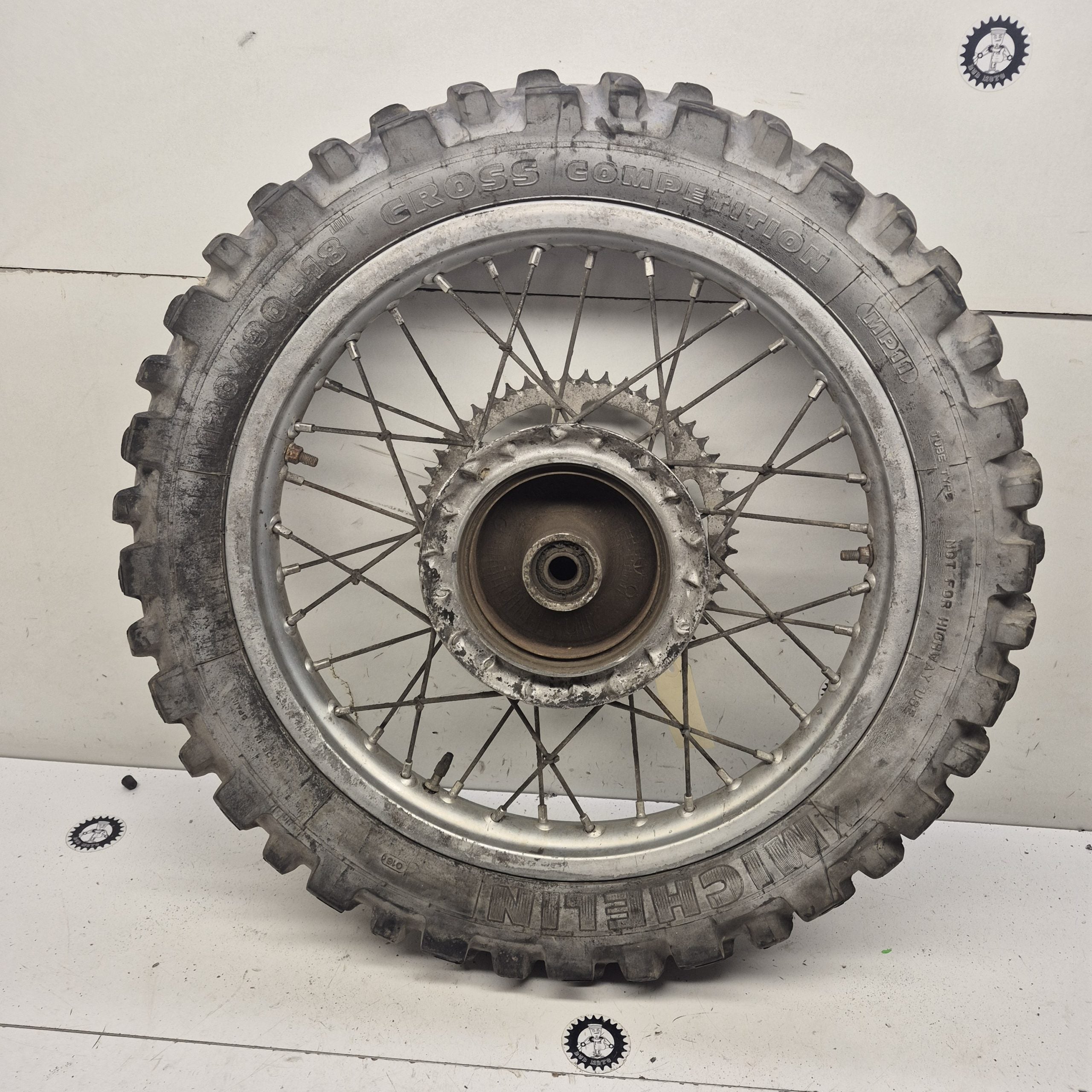 roue arriere honda 125 cr 1984