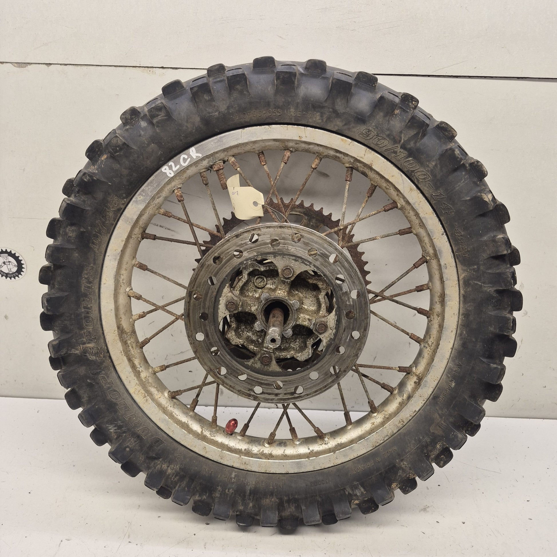 roue arriere honda 82 cr en l'état-1