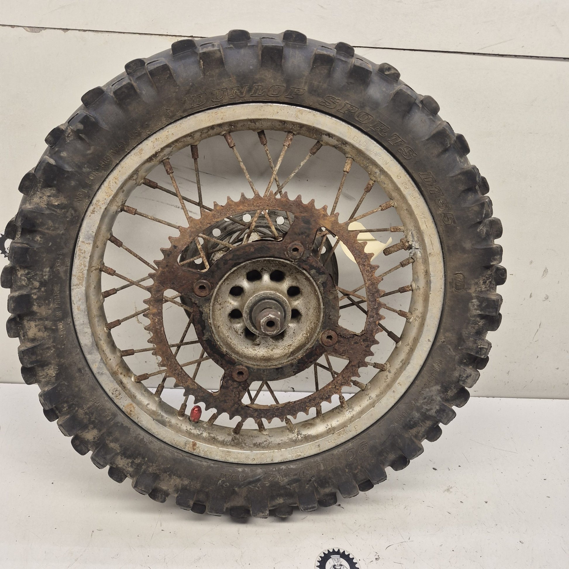 roue arriere honda 82 cr en l'état-2
