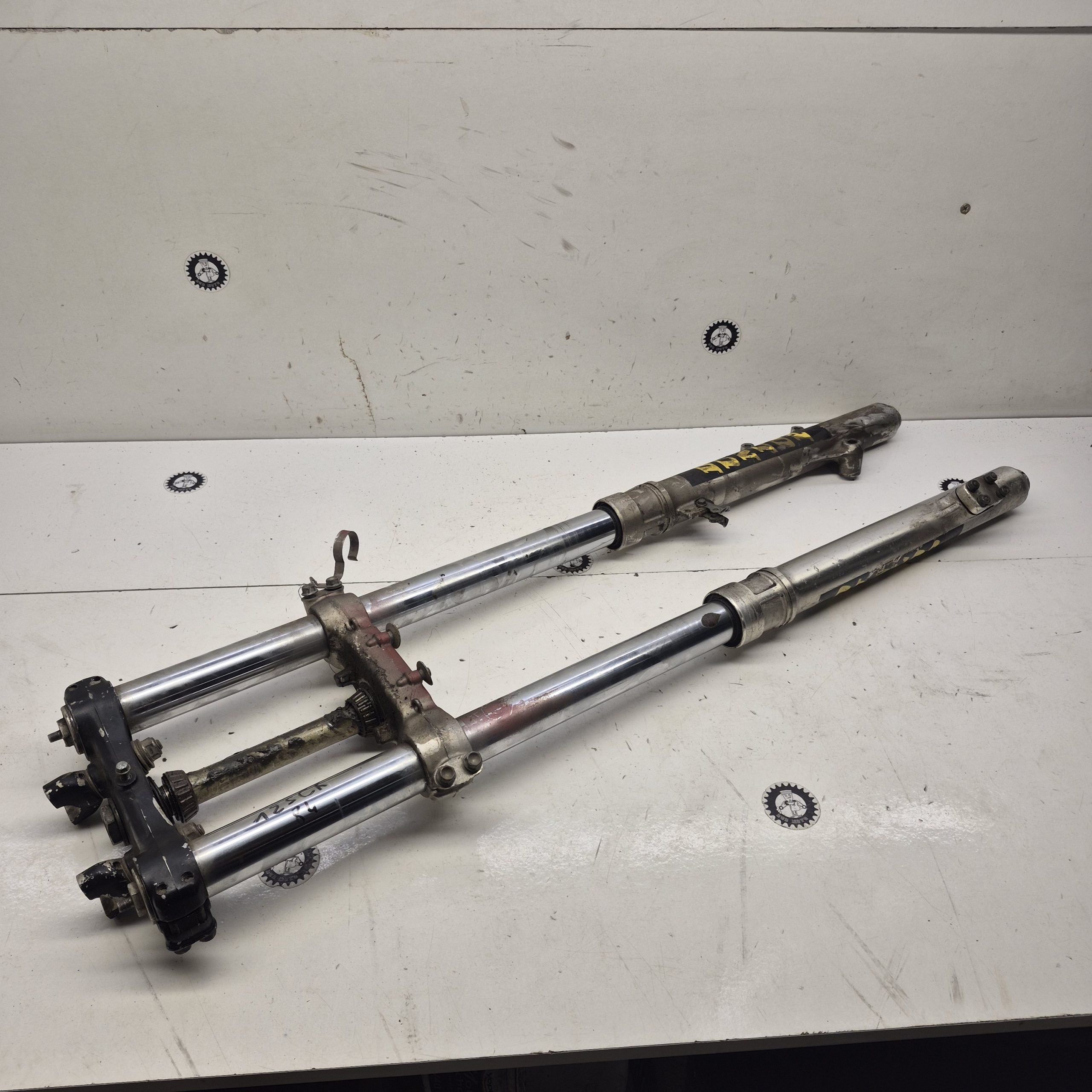 fourche en l'état honda 125 cr 1984