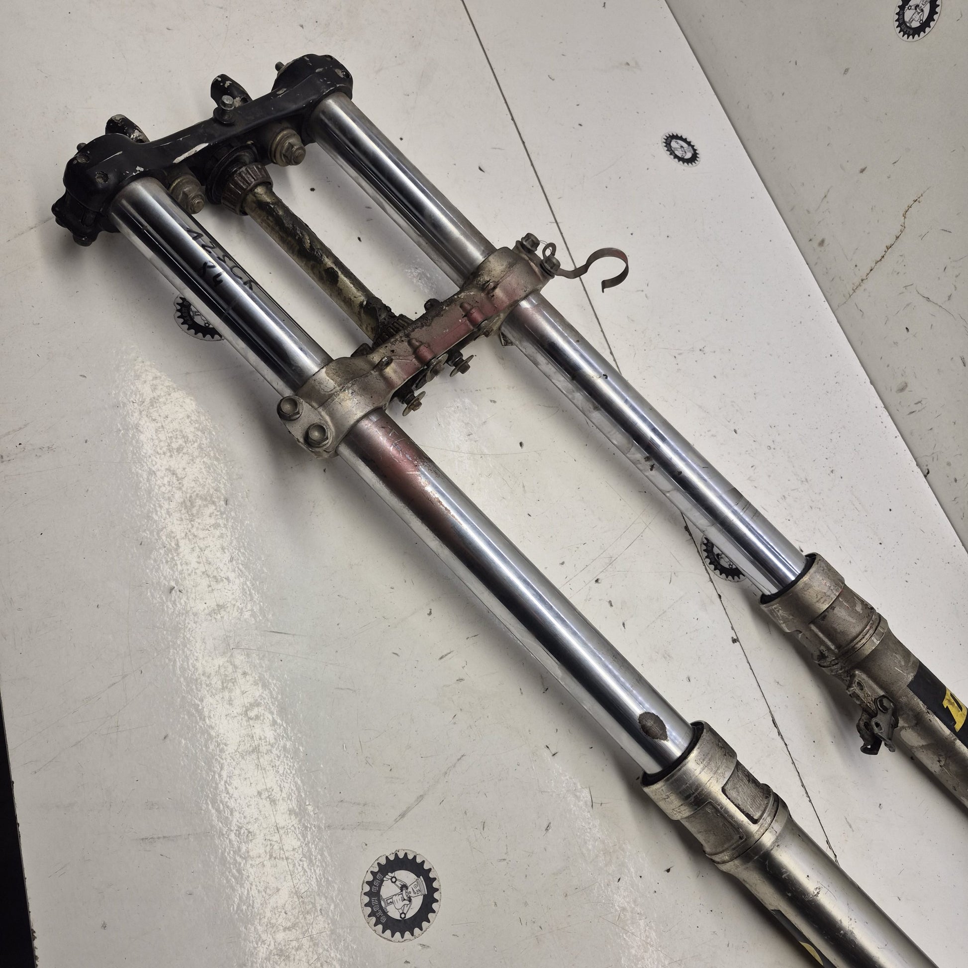 fourche en l'état honda 125 cr 1984-3