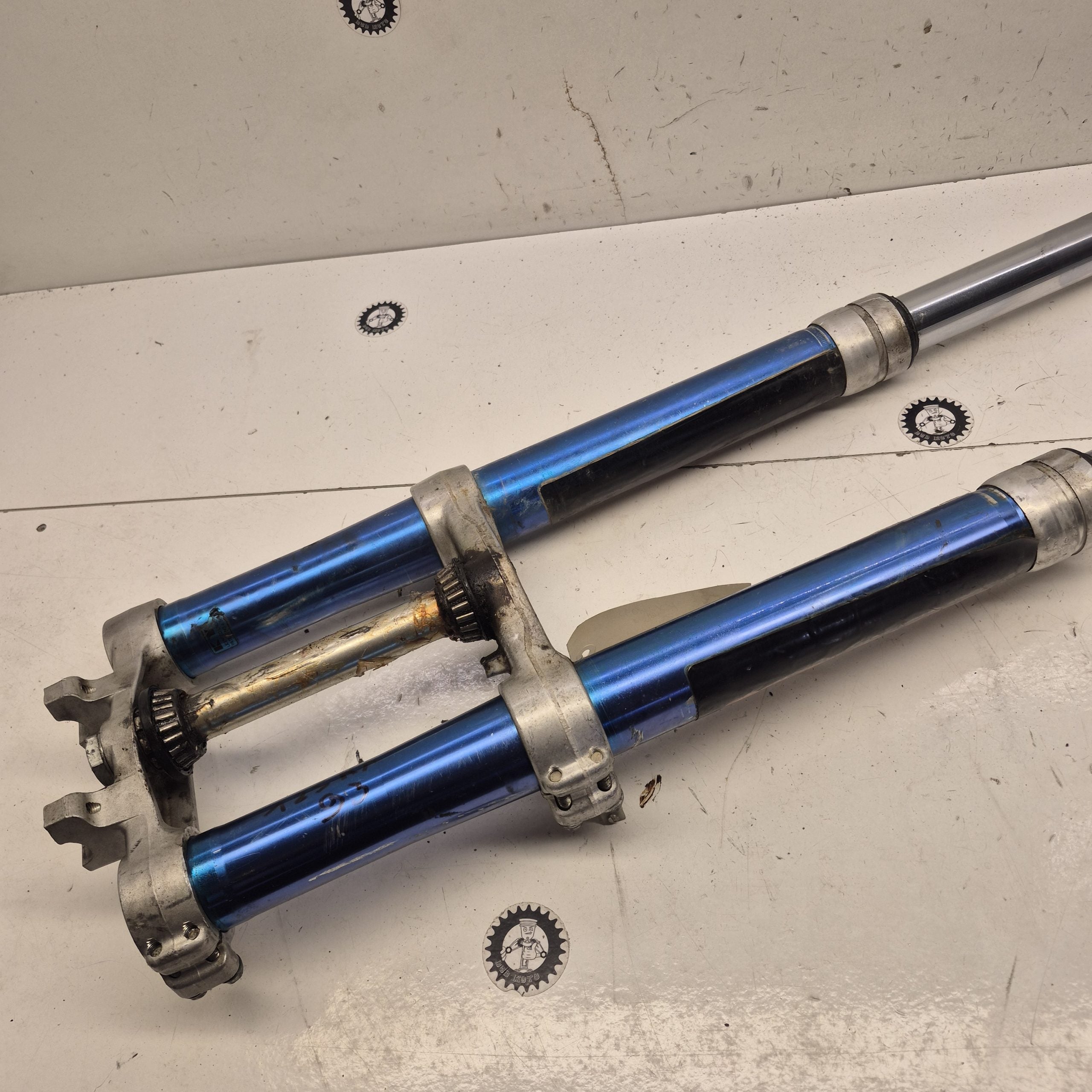 fourche en l'état kawasaki 125 1993-3