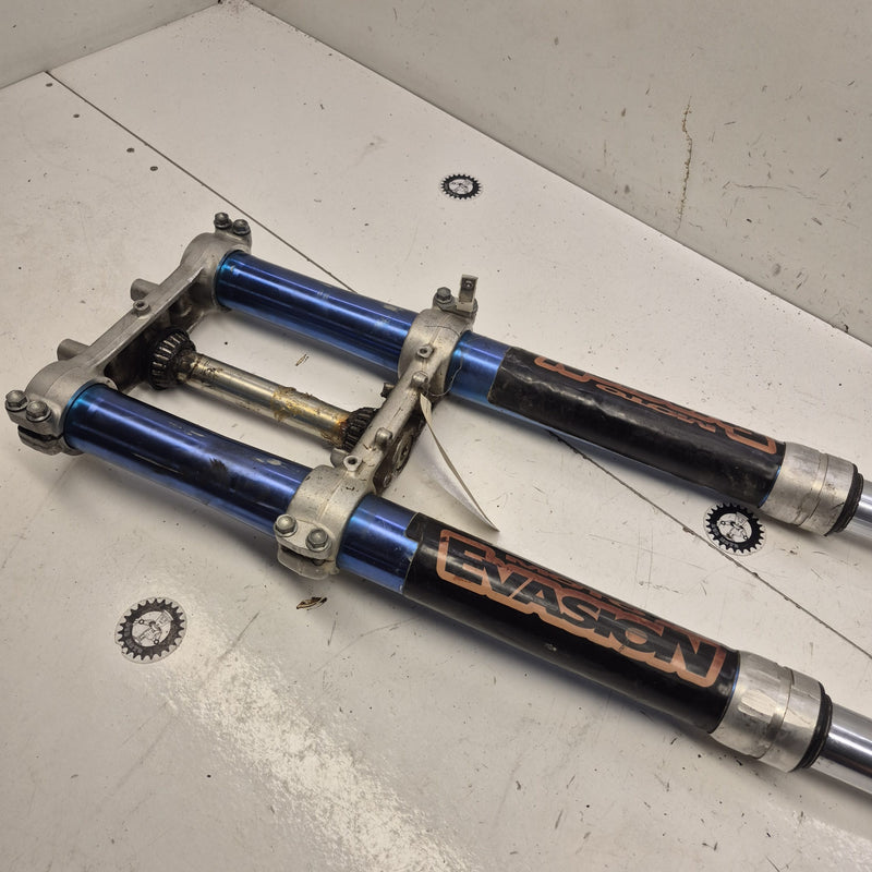 fourche en l'état kawasaki 125 1993-8