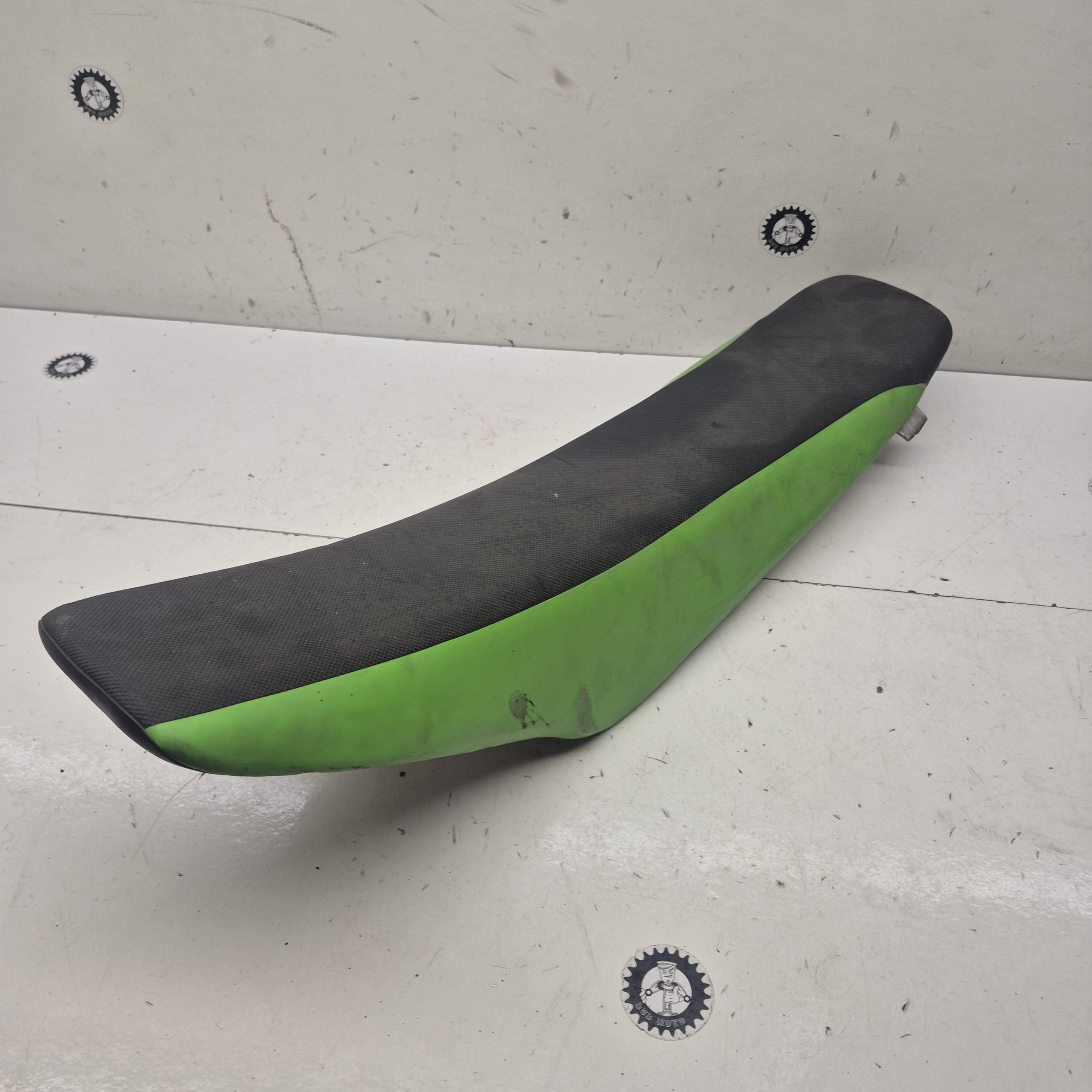 selle kawasaki 250 kxf 06-08 fixation hs