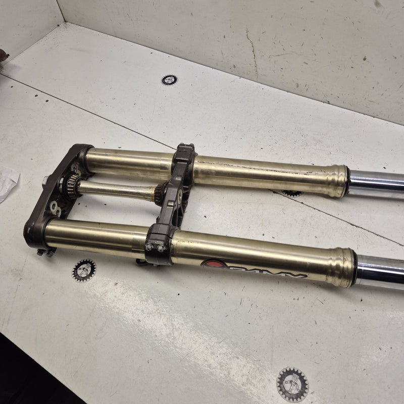 fourche yamaha 450 yzf 2011-6
