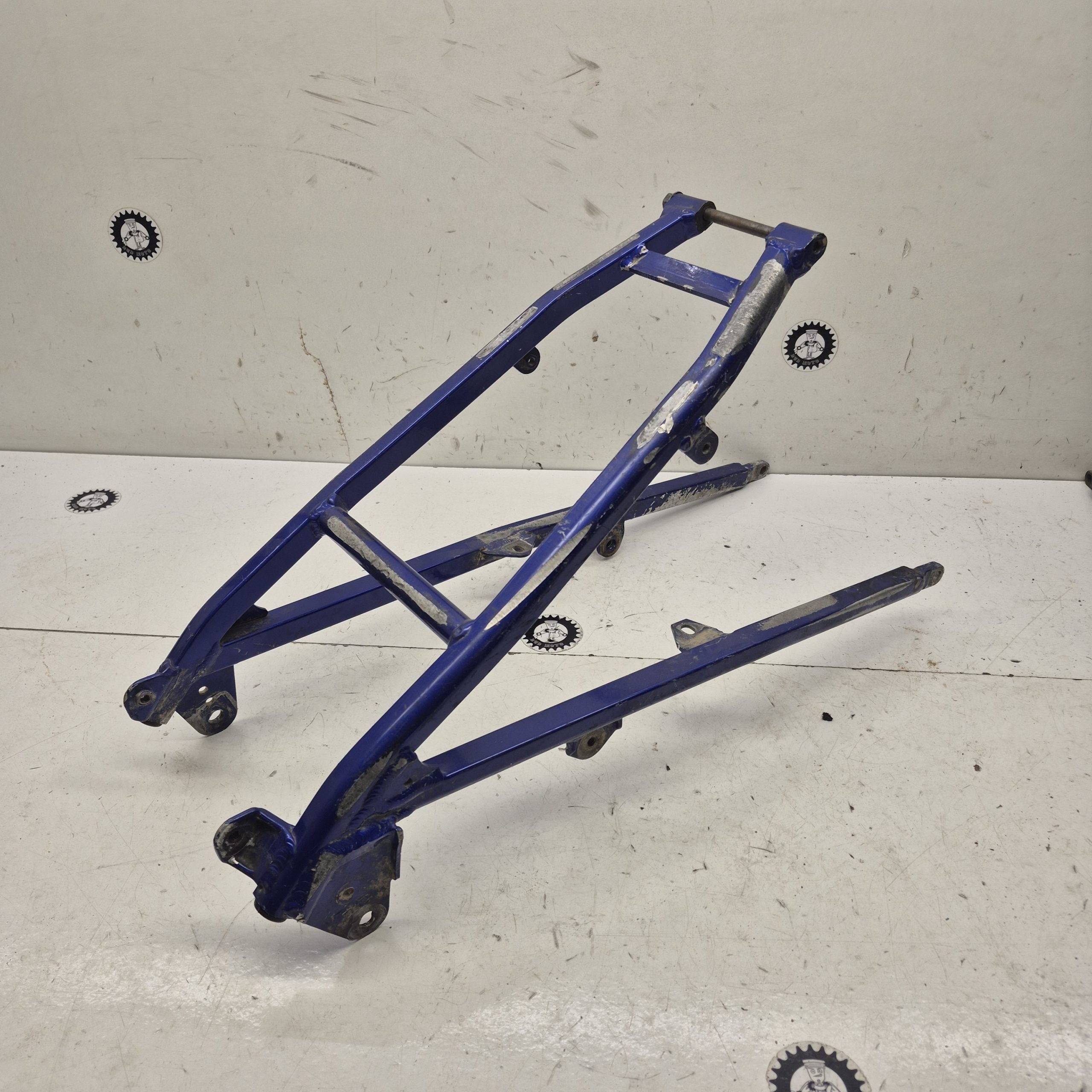 boucle arrière yamaha 250 yz 2000