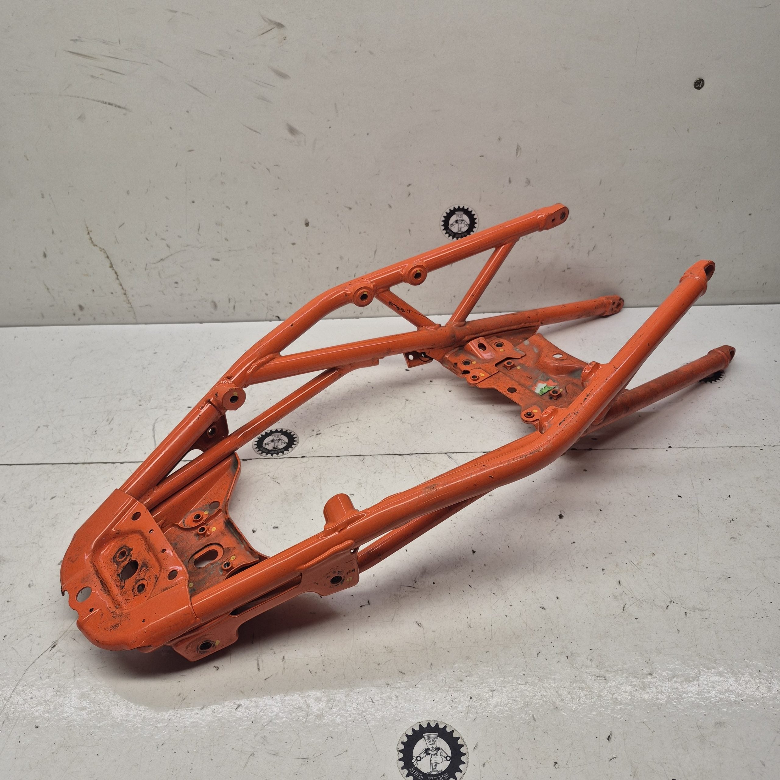 boucle arriere ktm 125 duke