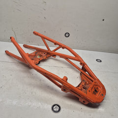 boucle arriere ktm 125 duke-2