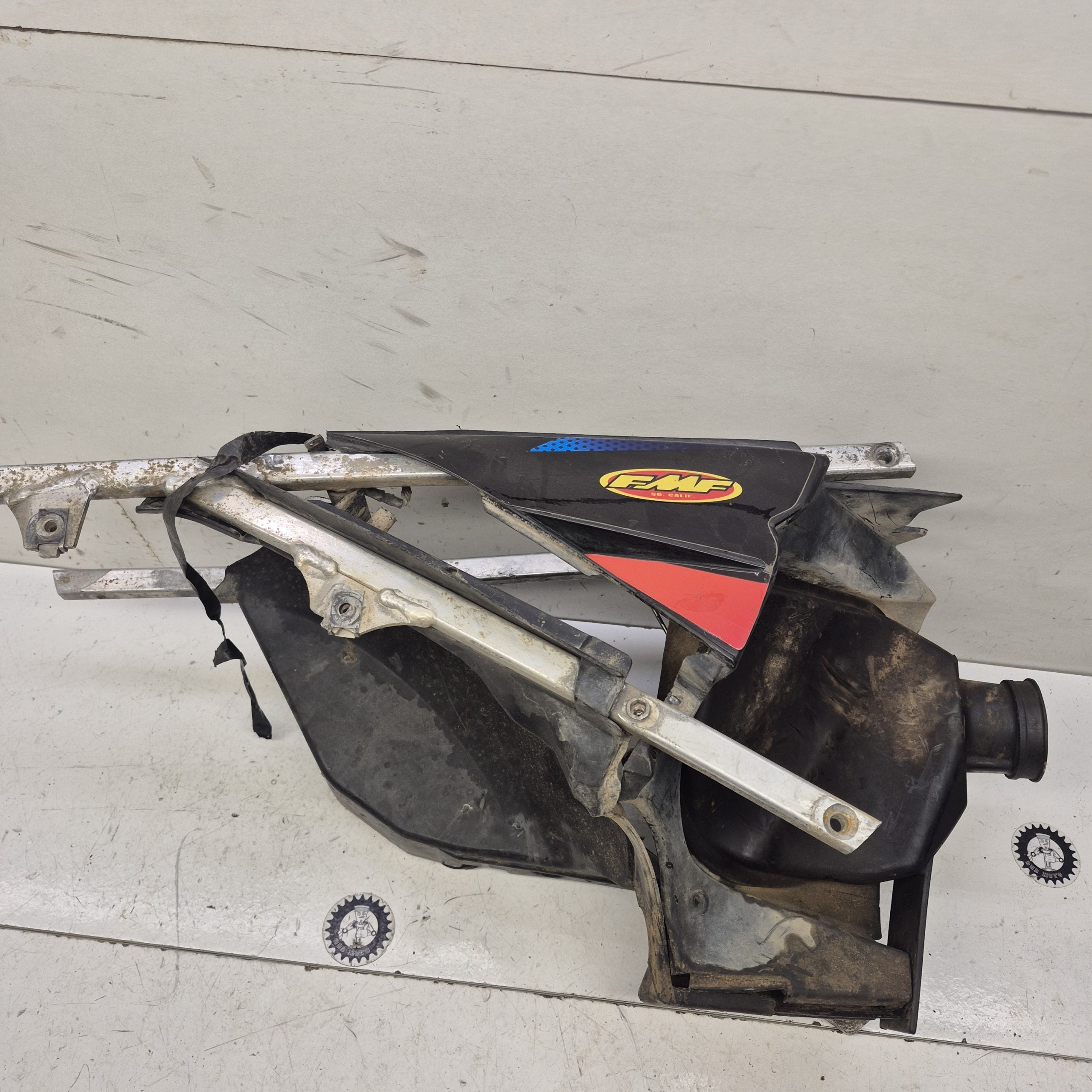 boucle arriere boite a air ktm 350 excf 2010-3