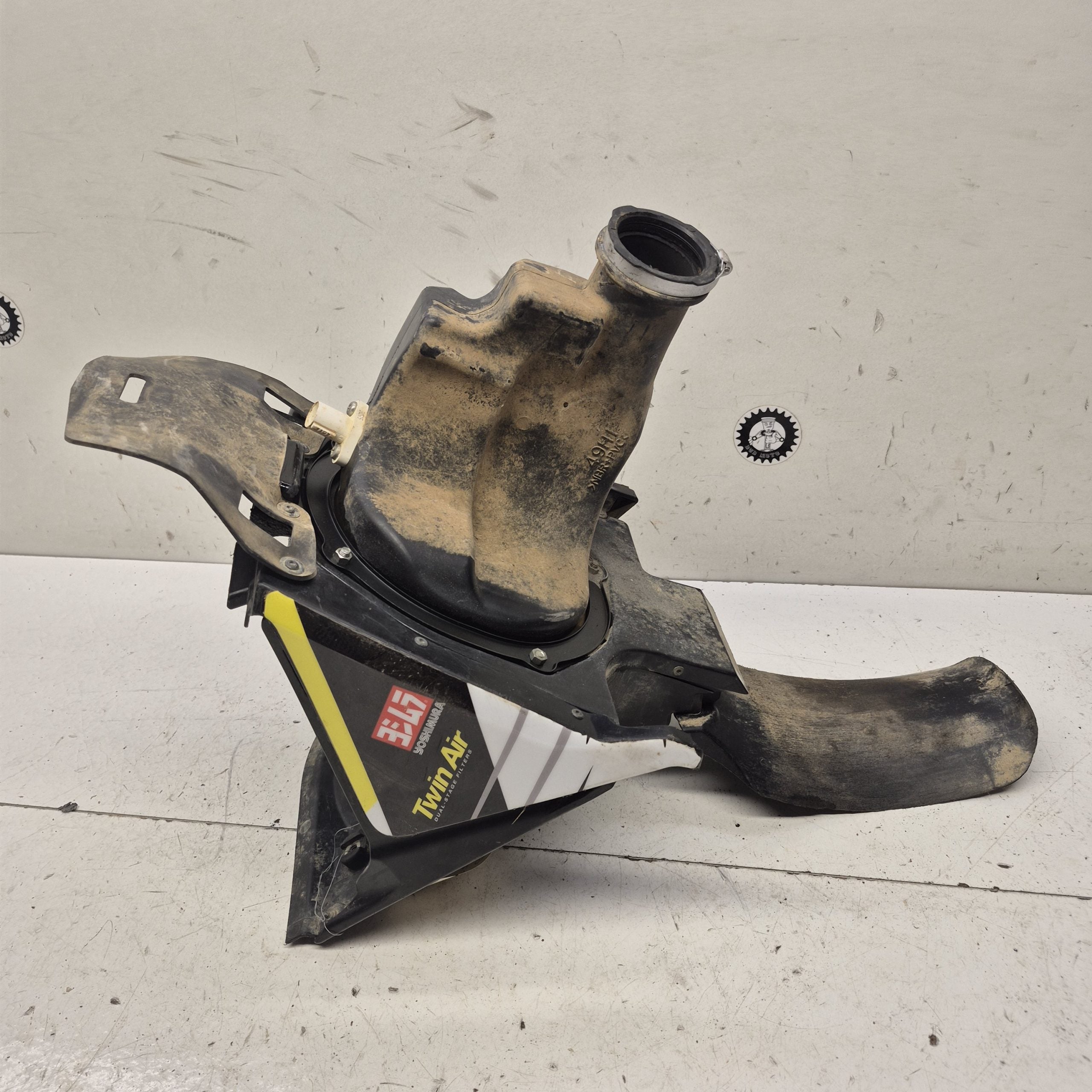 boite a air suzuki 250 rmz 2014 49H1