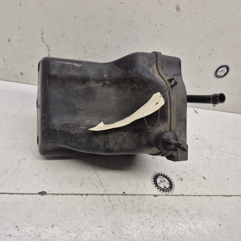 boite a air suzuki 600 dr 13741-14A00-2