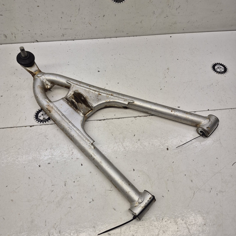triangle inferieur droit suzuki 450 ltr-1