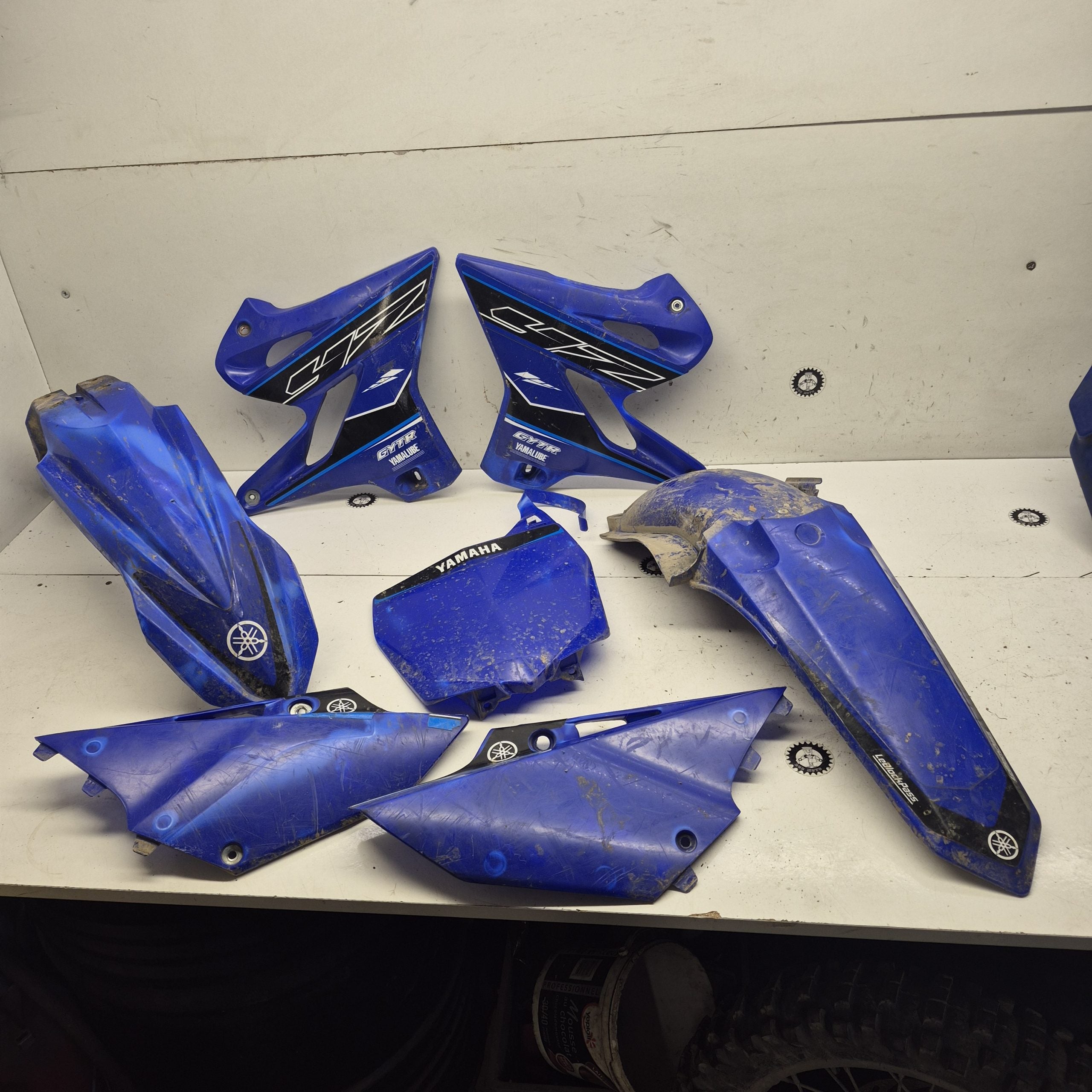 kit plastique adapter yamaha 250 yz 2004