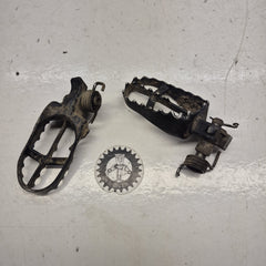cales pieds yamaha 250 yz 2004-1