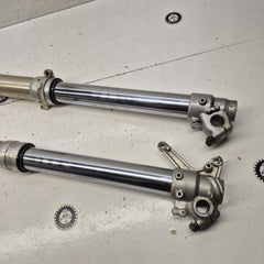 fourche a reconditionner yamaha 250 yz 2004-4