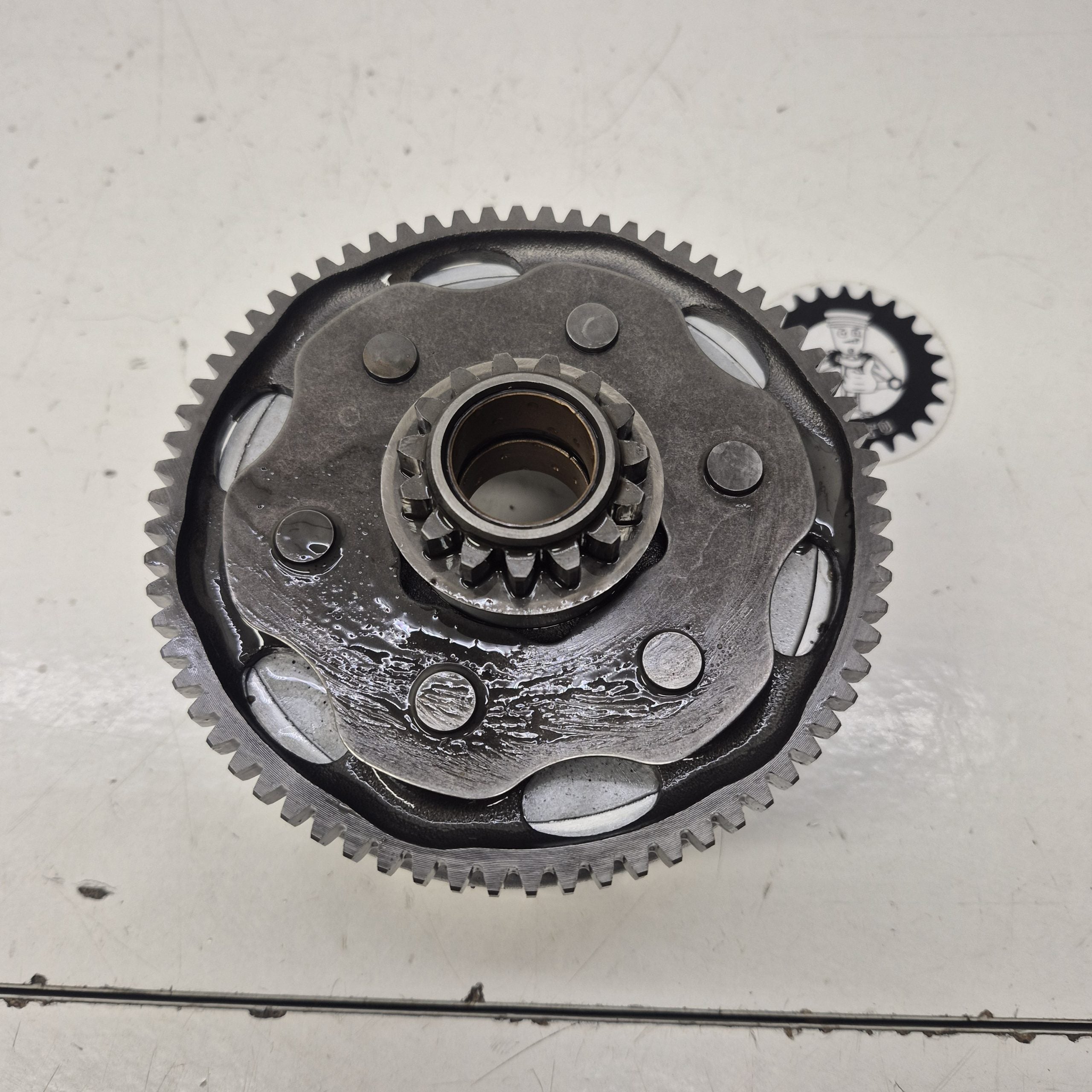 cloche embrayage honda 80 cr-3