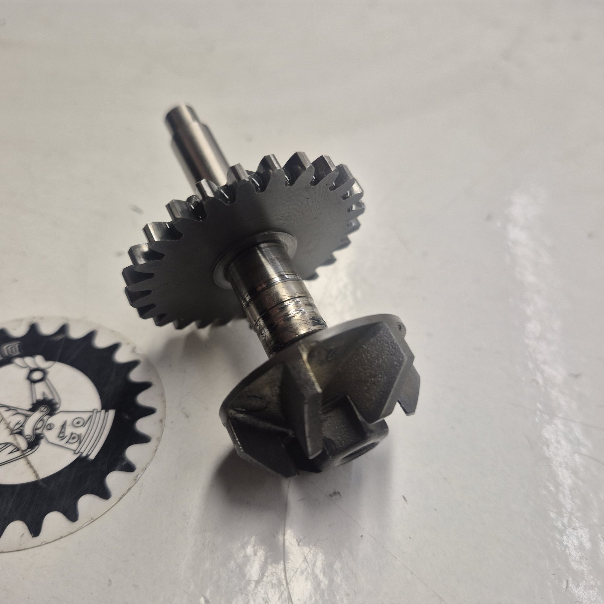 axe pompe a eau ktm 125 lc2 1996-2