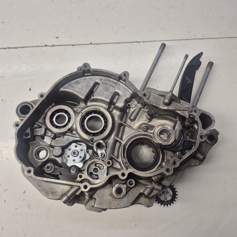carter moteur droit ktm 250 sxf 12-15 77730104000R-2