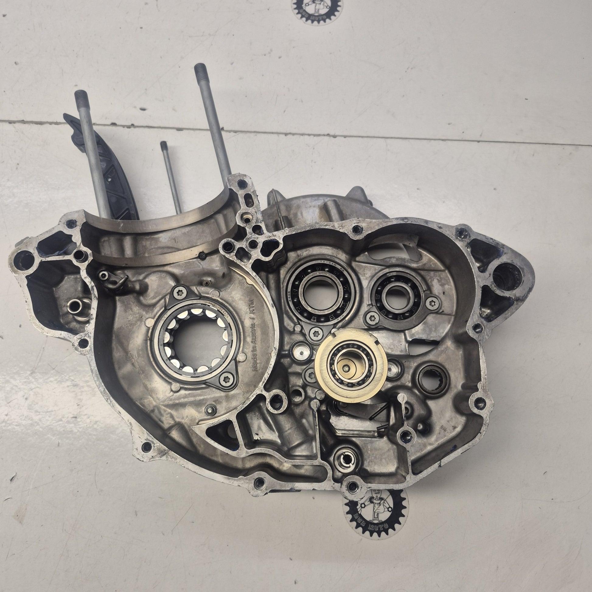 carter moteur droit ktm 250 sxf 12-15 77730104000R-1