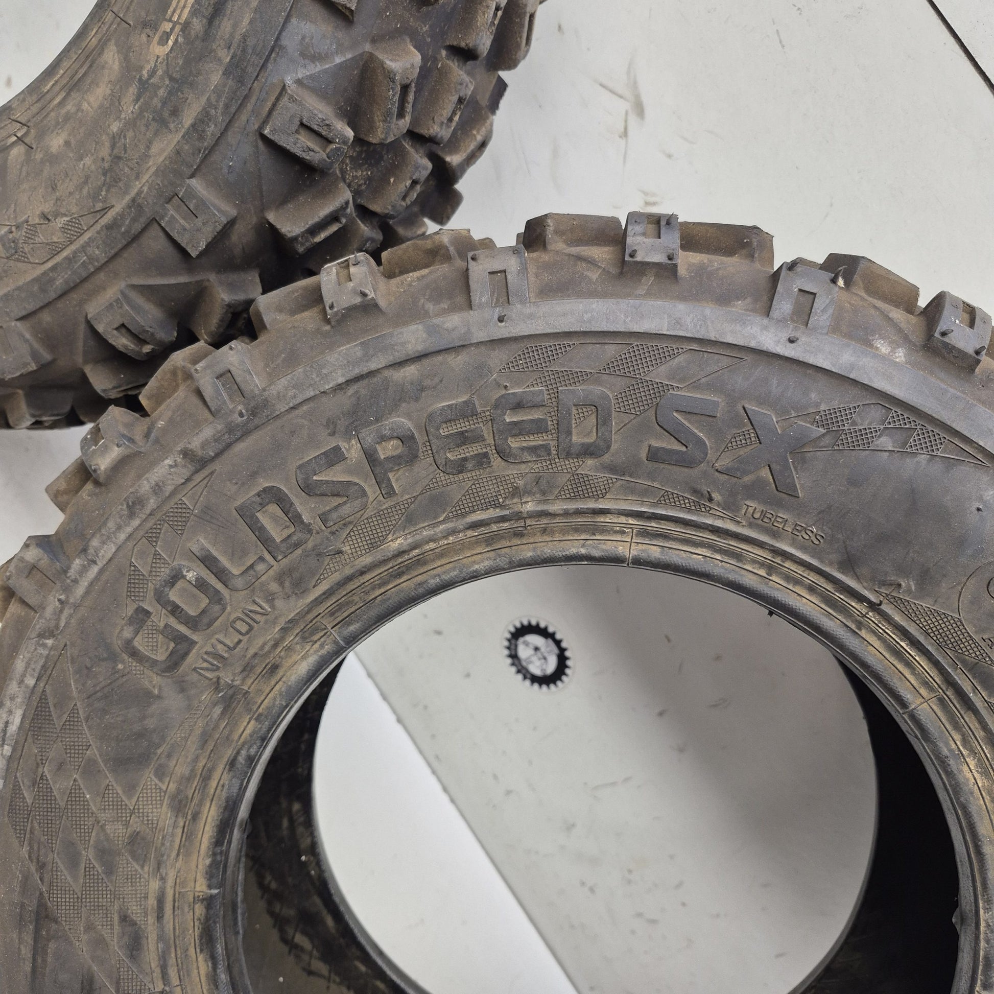 pneus coldspeed sx 20X6-10 bon état-3