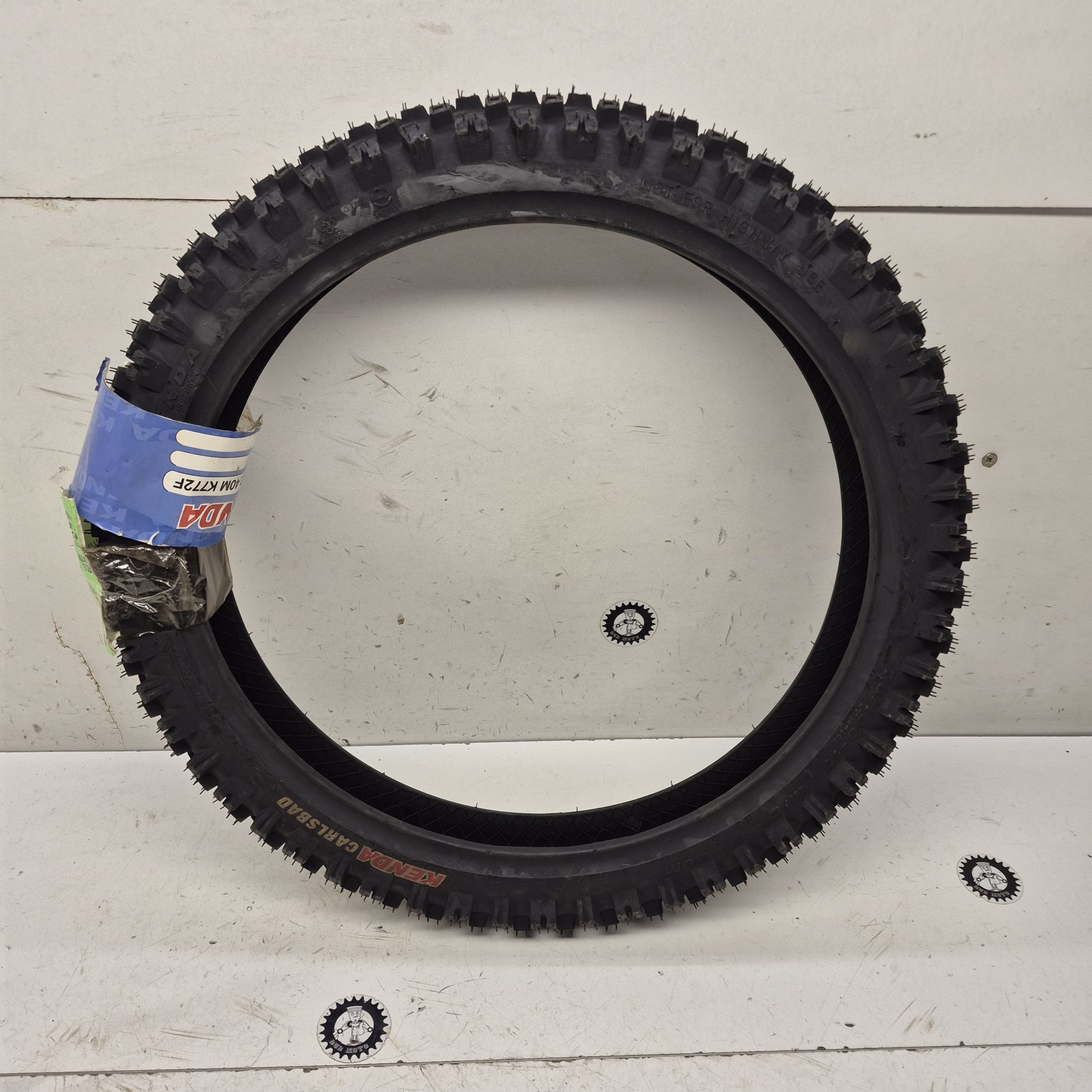 pneu neuf kenda 70/100-17