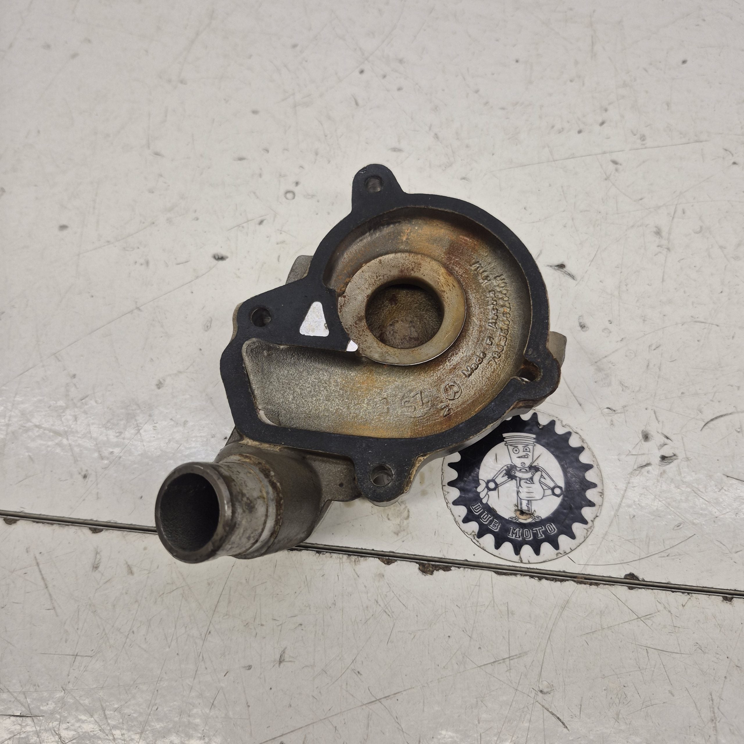 couvercle pompe a eau ktm 400/450/530 xc4 08-11