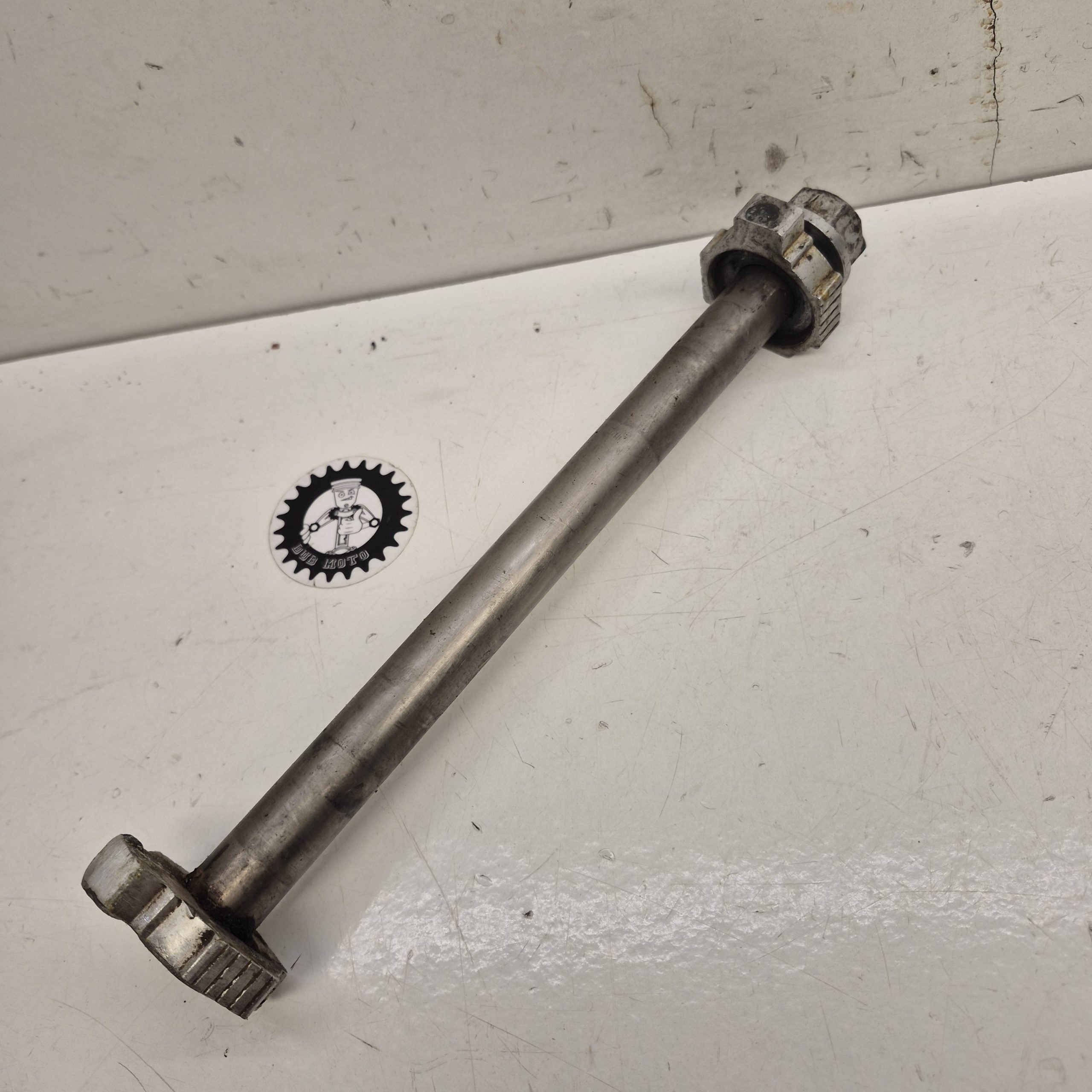 axe roue arriere ktm 250 exc 2010