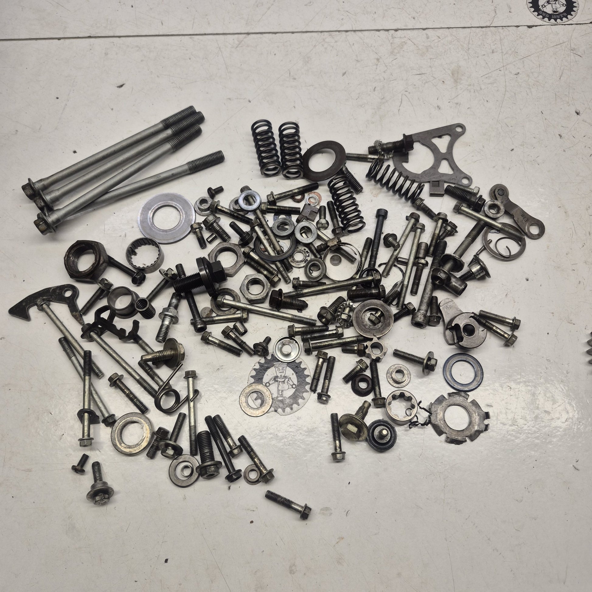 Visserie honda 450 crf 2009-1