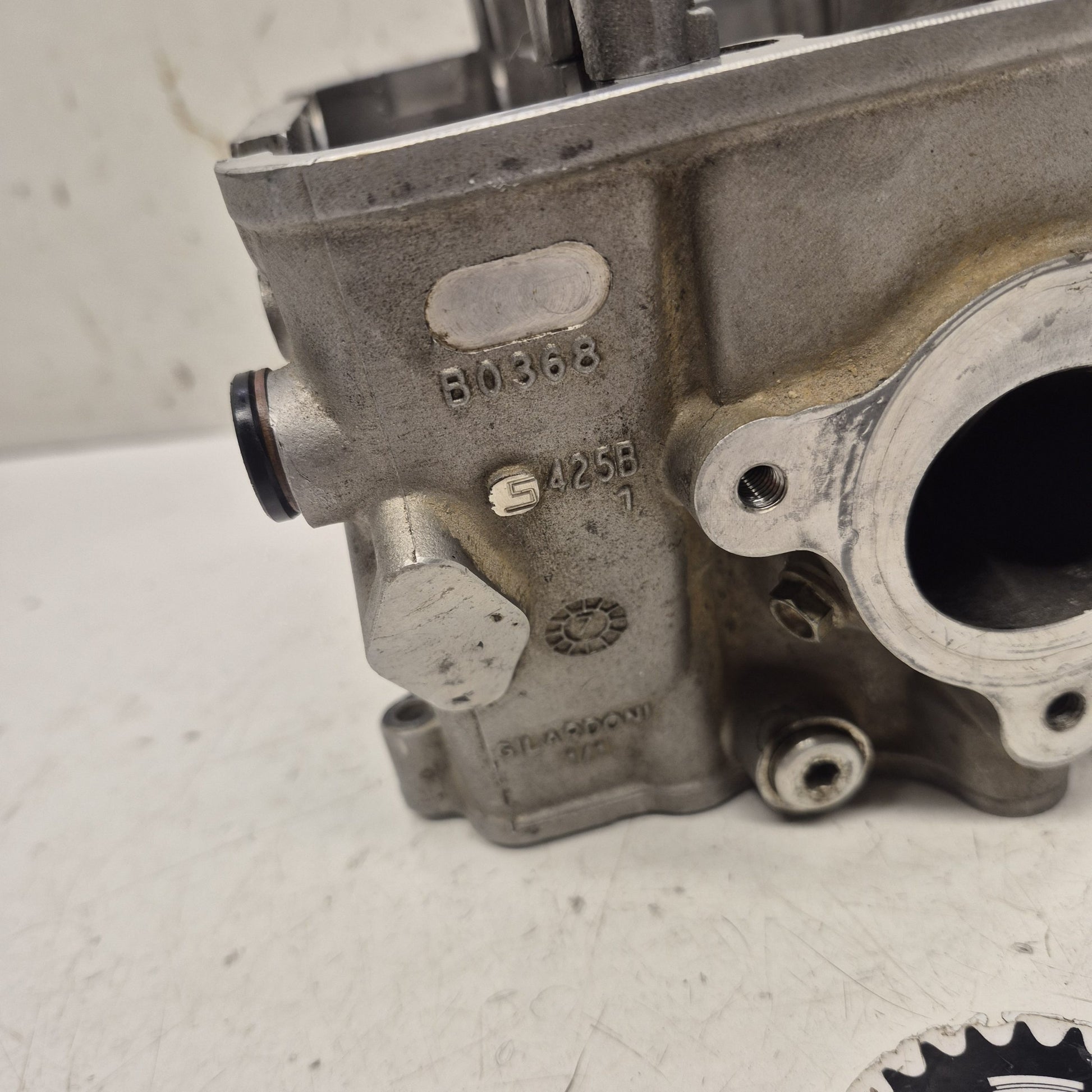 culasse soupapes neuves husqvarna 250 tc 2004-2