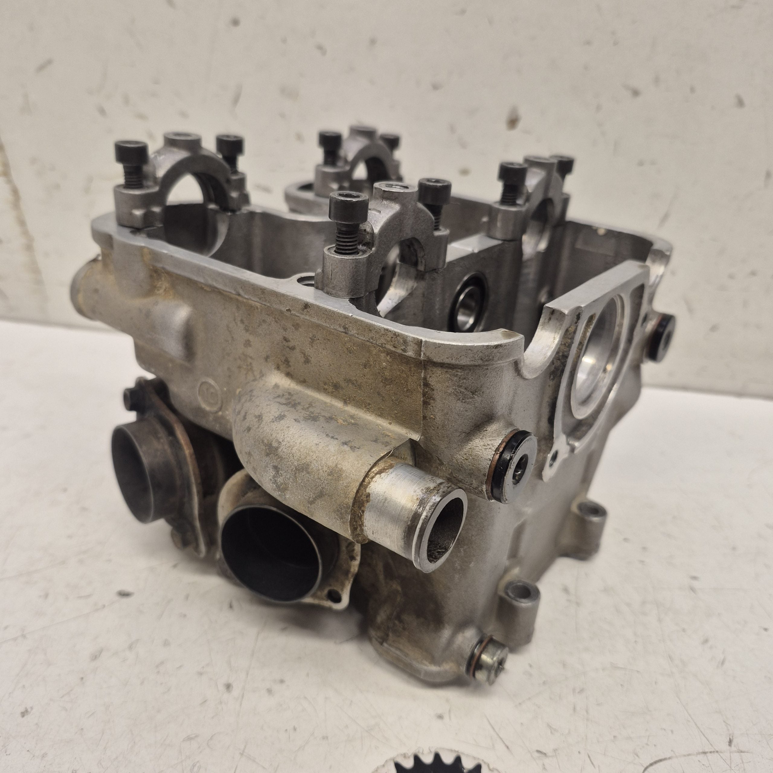 culasse soupapes neuves husqvarna 250 tc 2004-3