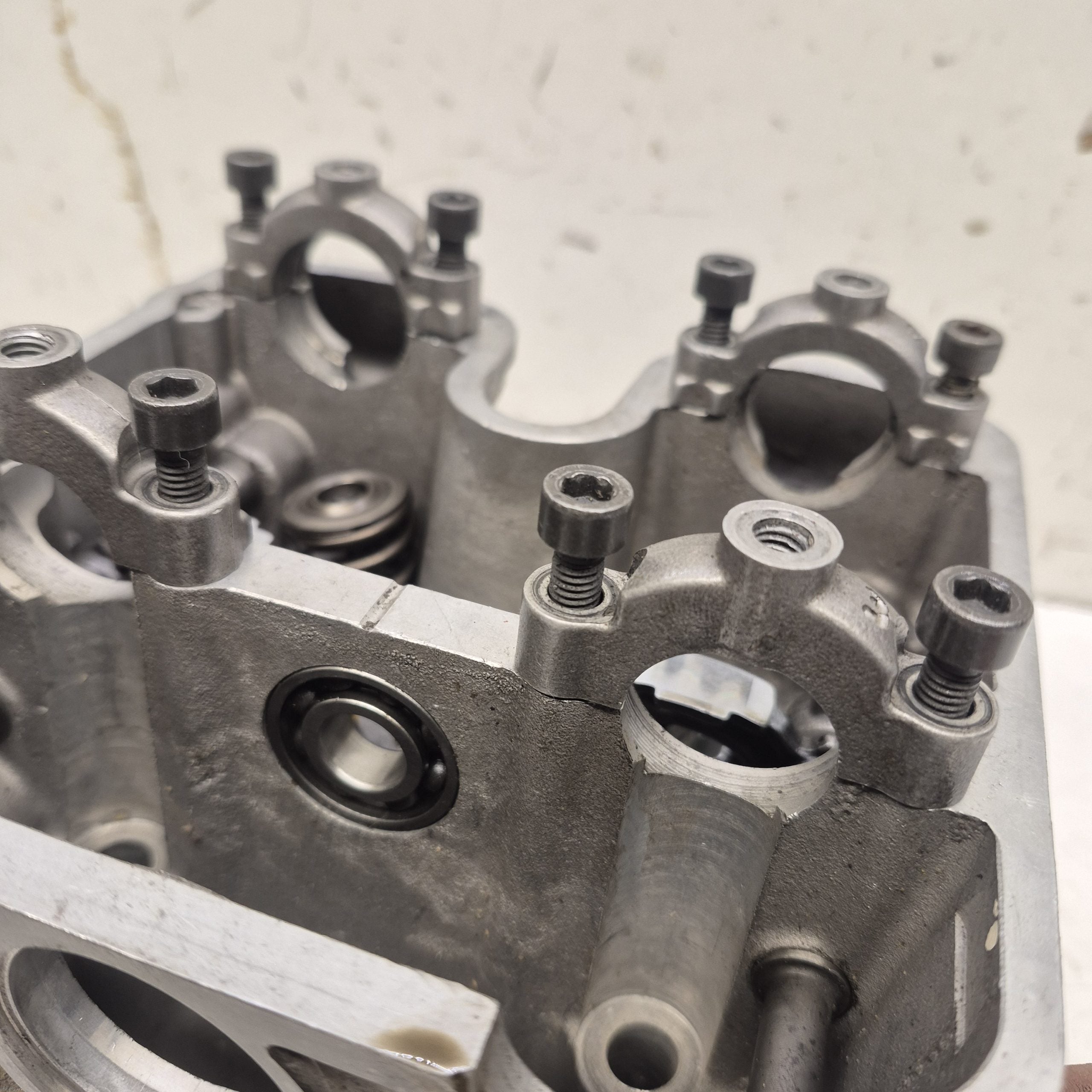 culasse soupapes neuves husqvarna 250 tc 2004-5