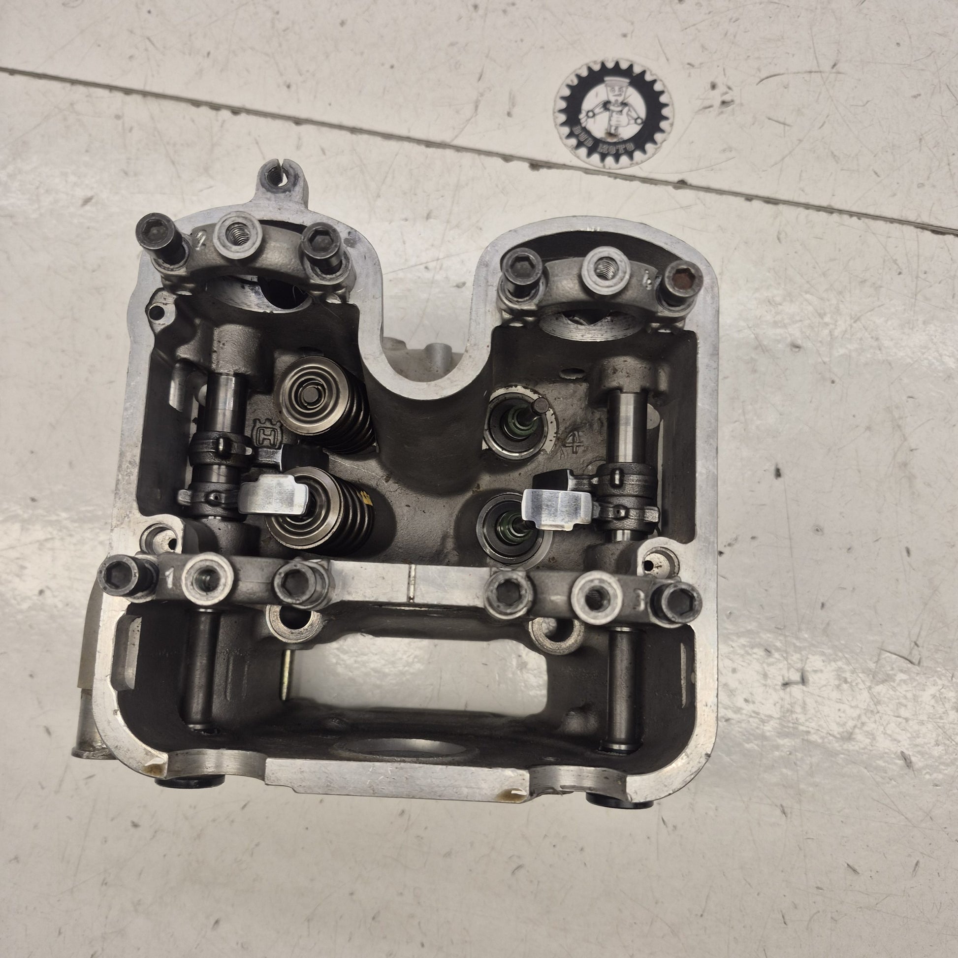 culasse soupapes neuves husqvarna 250 tc 2004-6