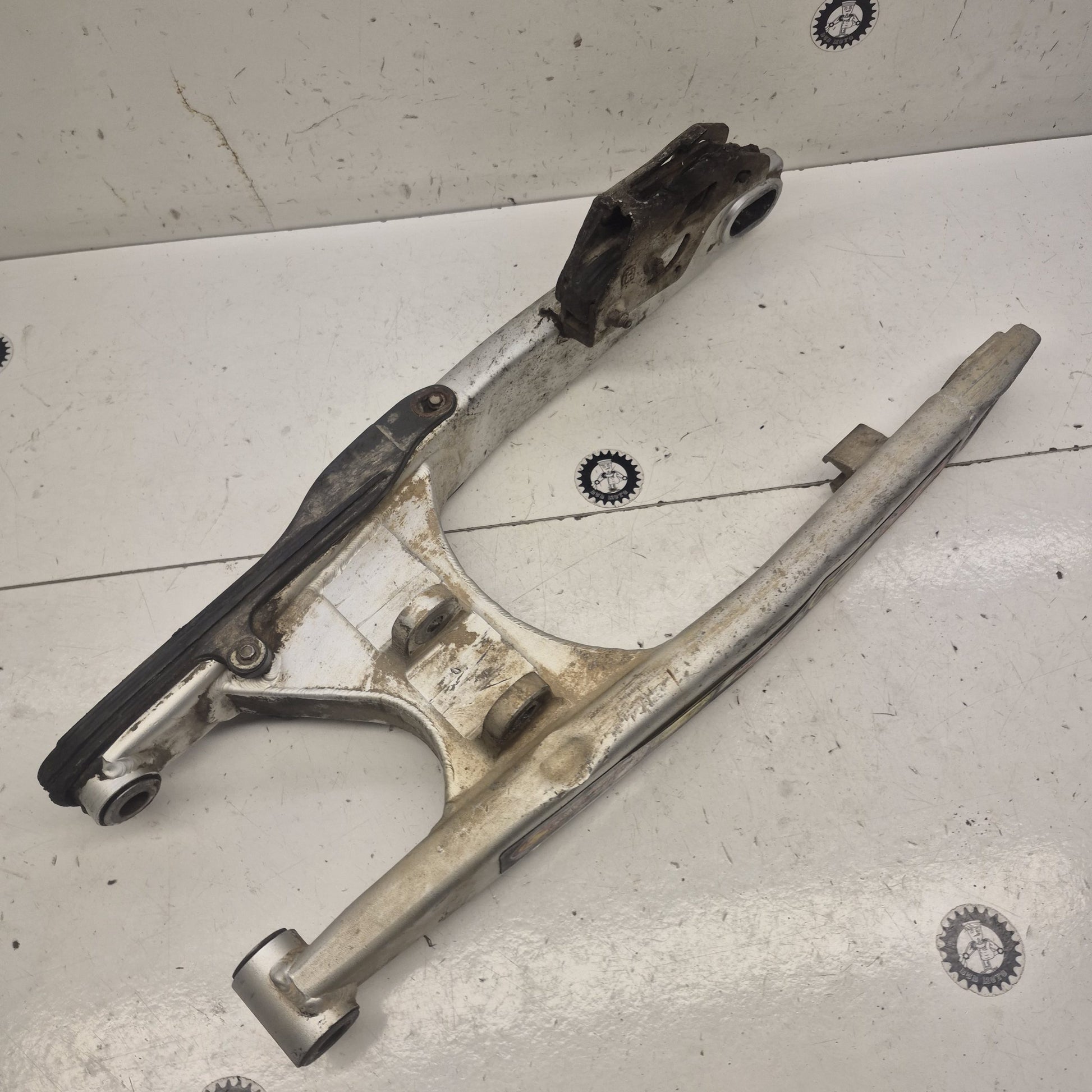 bras oscillant husqvarna 250 tc 2008-4