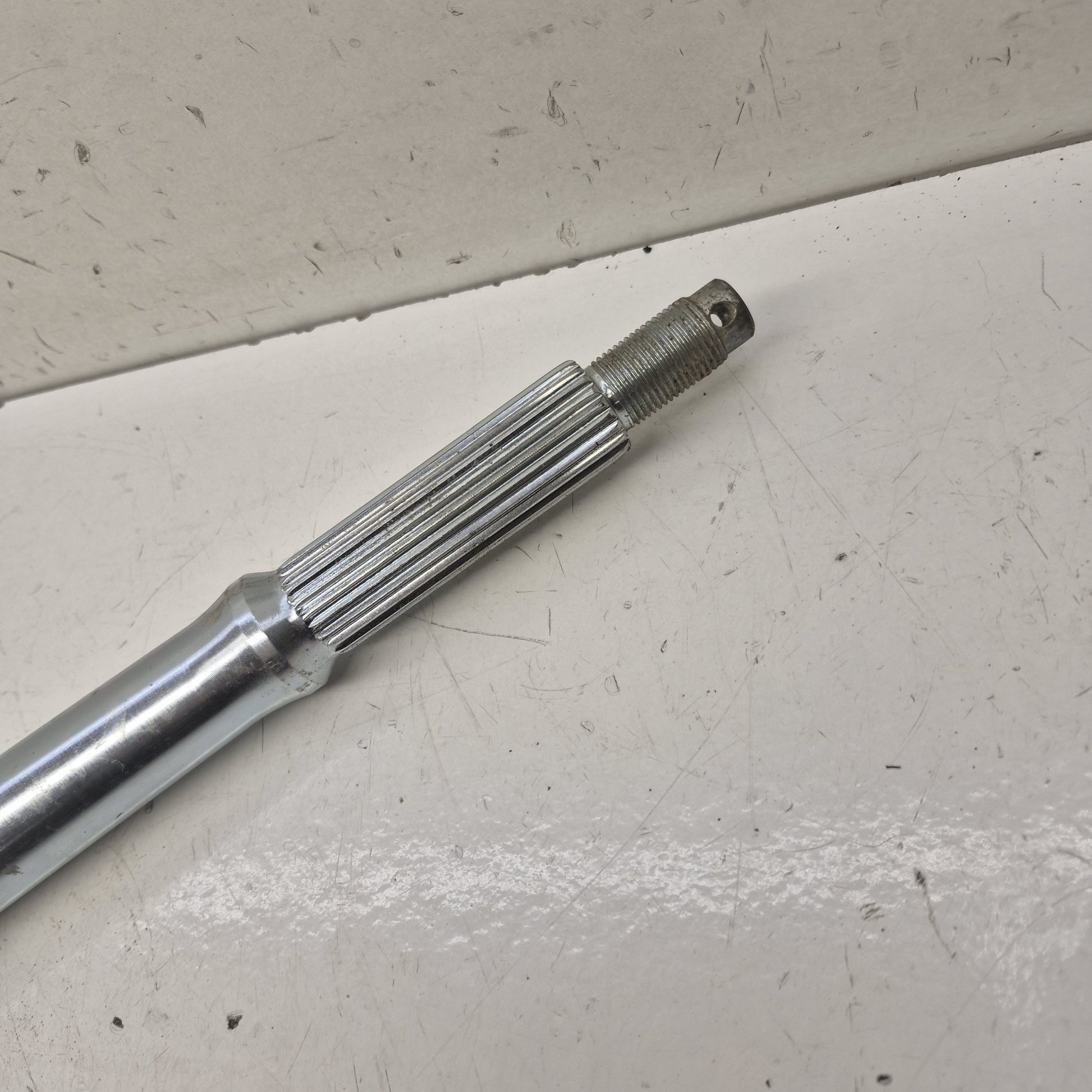 arbre de roue arriere neuf ktm 450 505 sx 83510016000-5