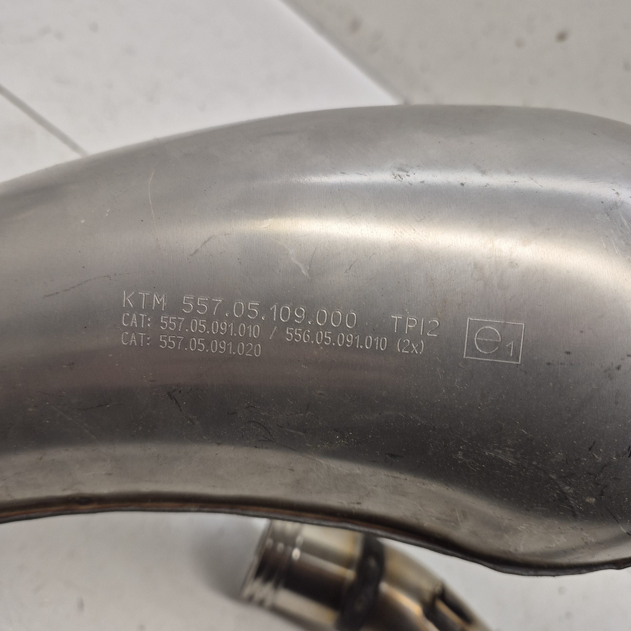 collecteur echappement ktm 250 300 exc 2022-2023 55705109000-3