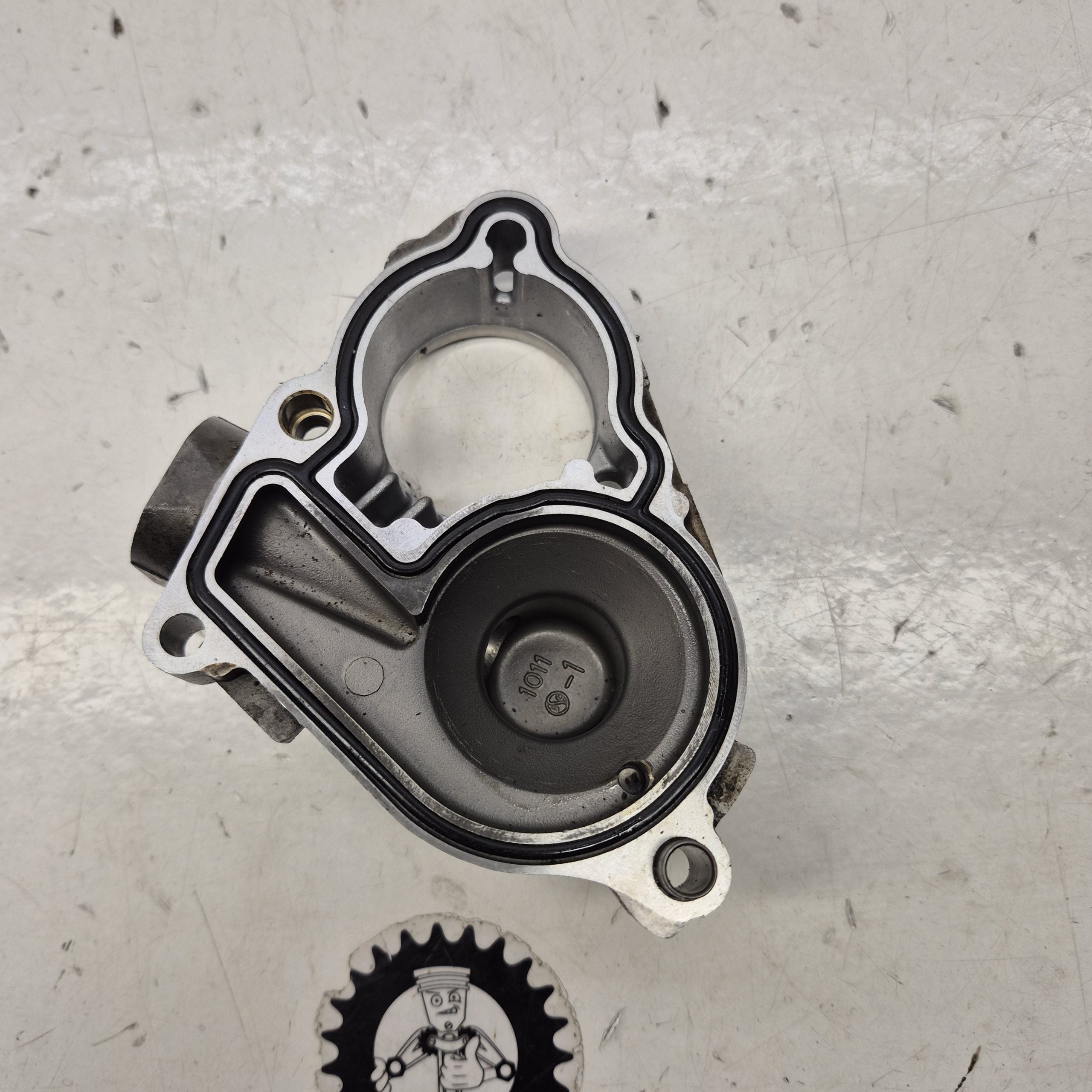 couvercle pompe a eau kawasaki 250 kxf 2011