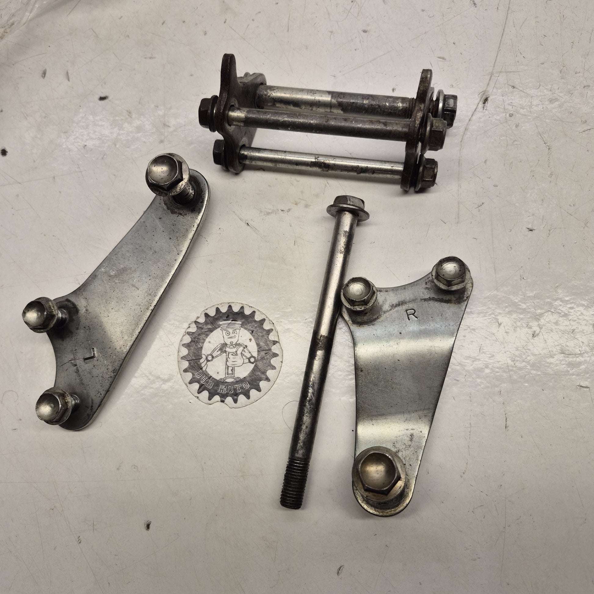 support moteur kawasaki 250 kxf 2011-1