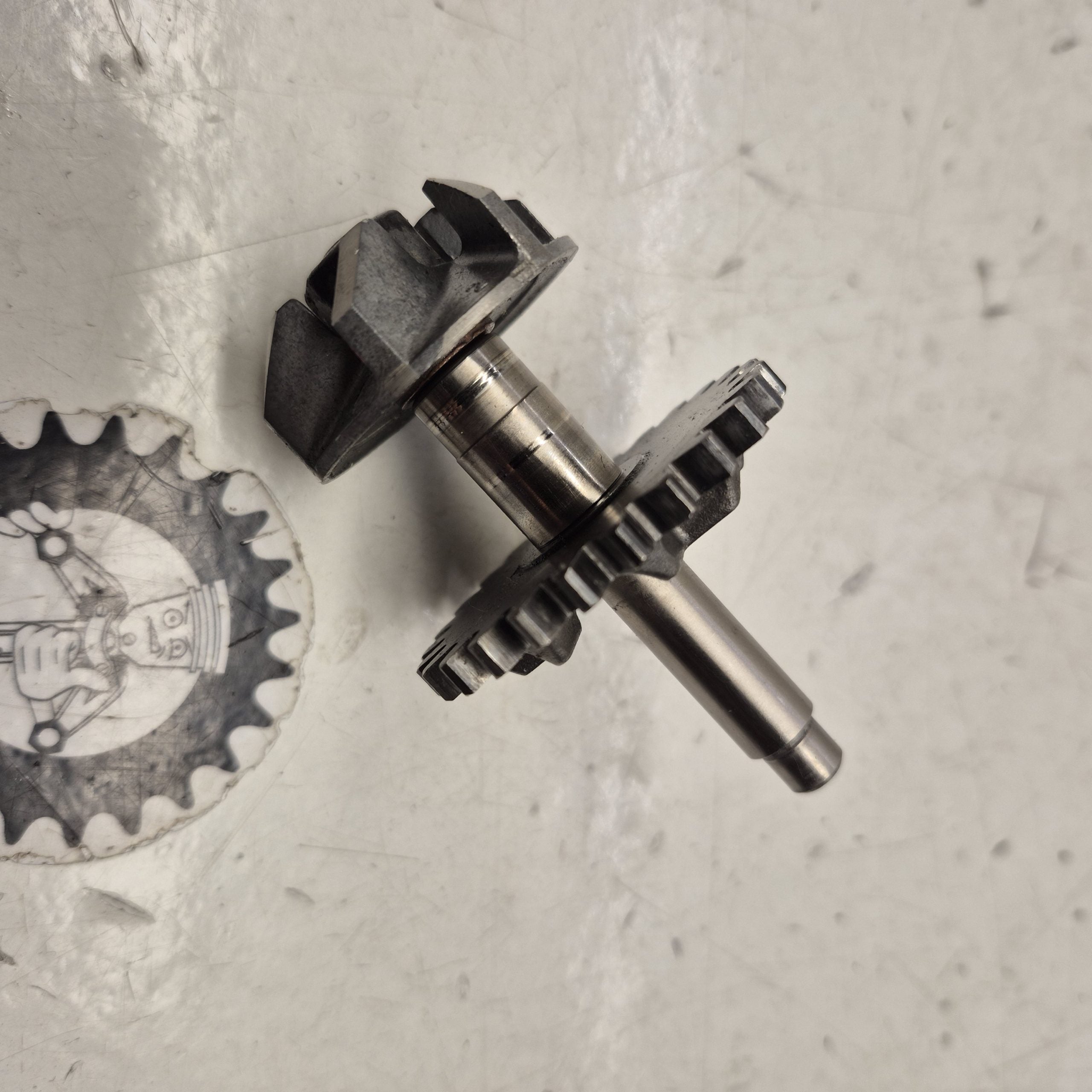 axe pompe a eau honda 80 cr 2001