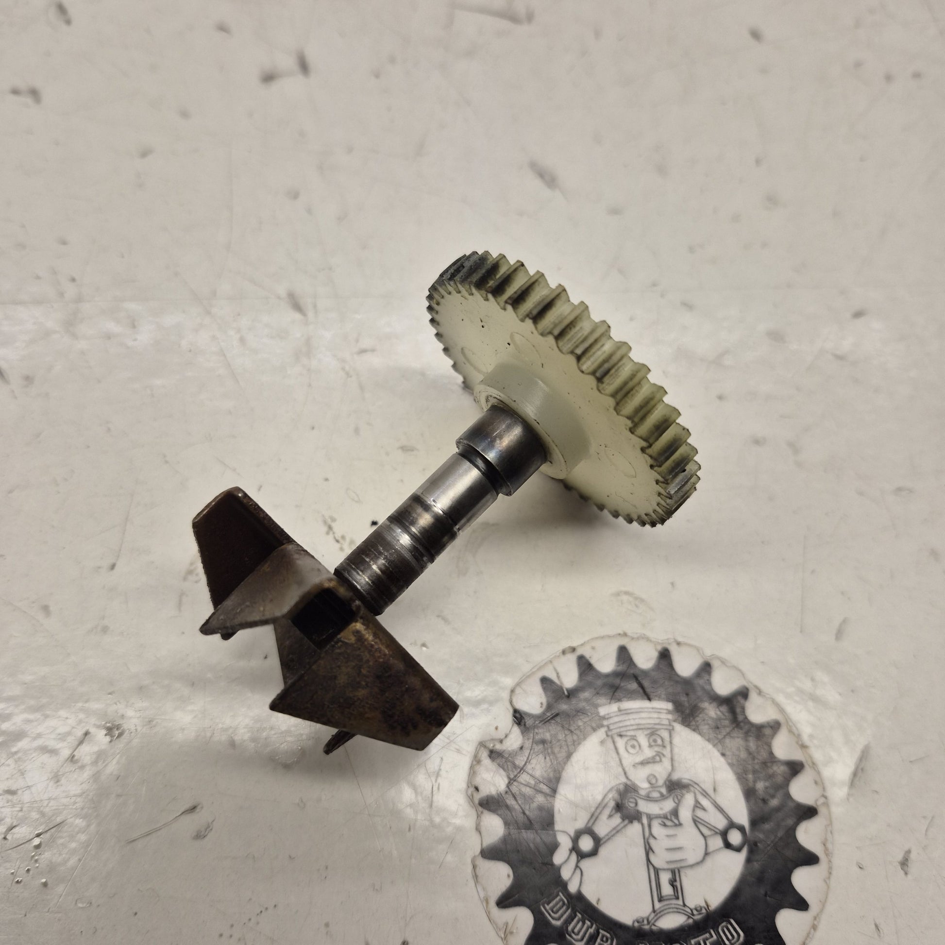axe pompe a eau kawasaki 65 kx-1