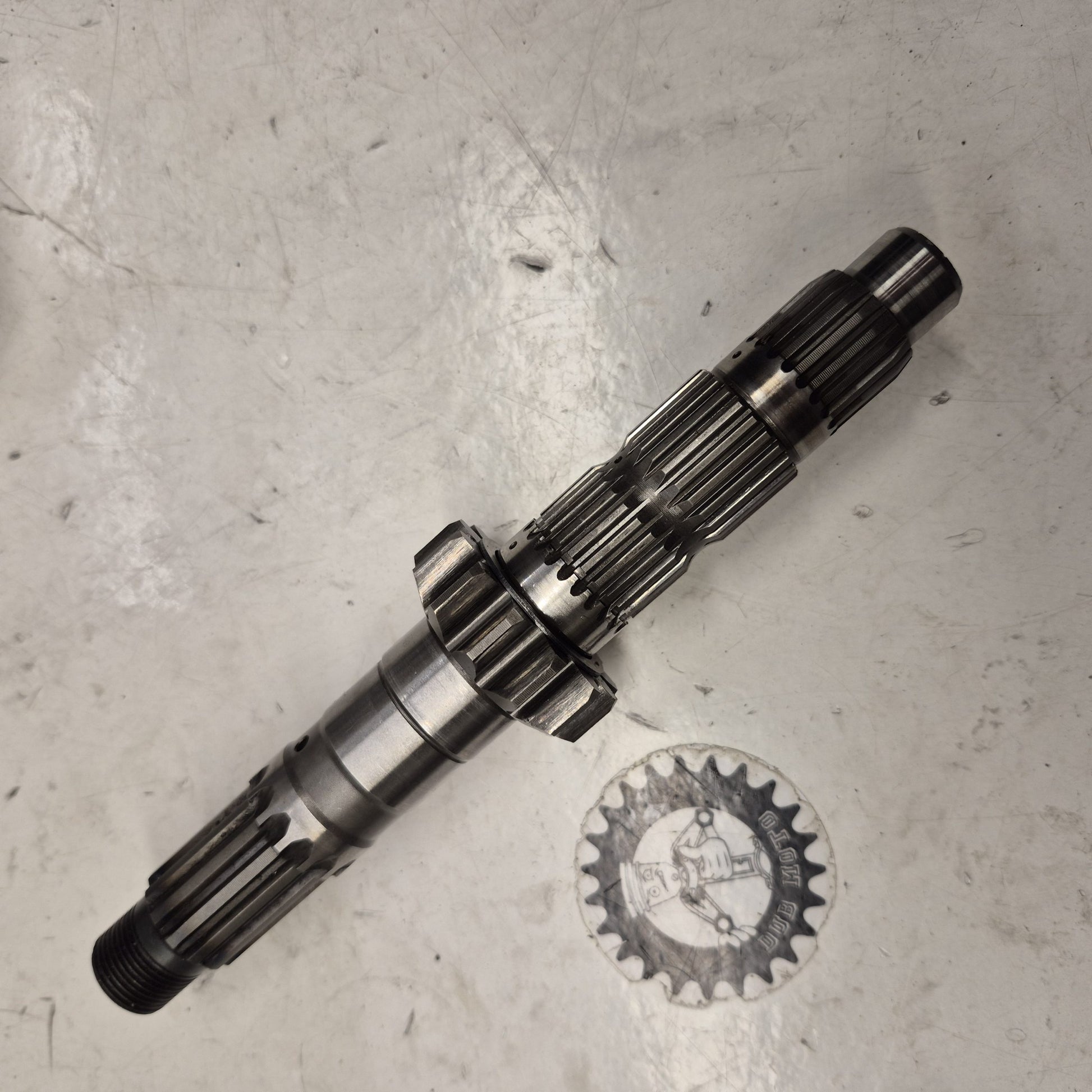 arbre boite de vitesse suzuki 450 ltr-1