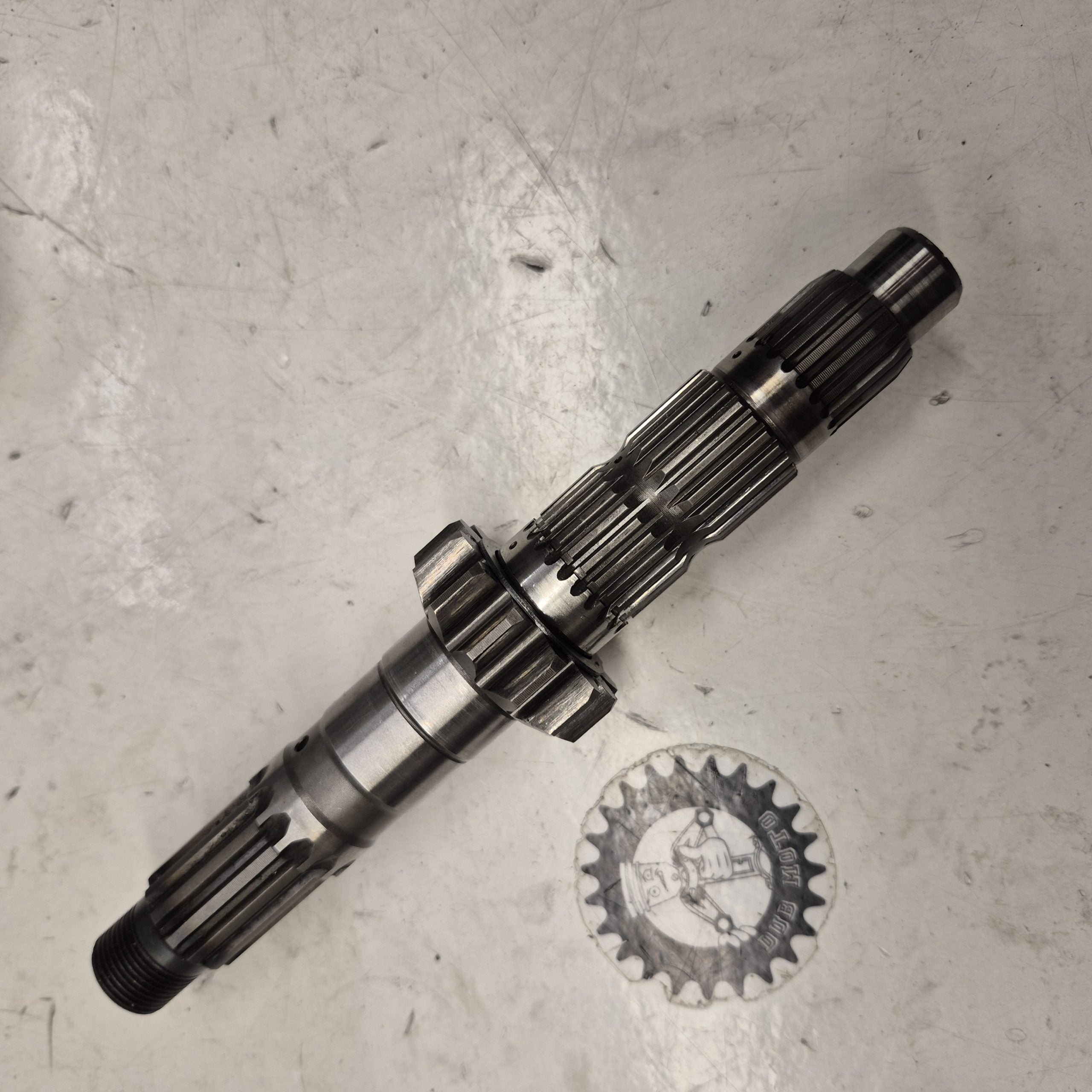 arbre boite de vitesse suzuki 450 ltr