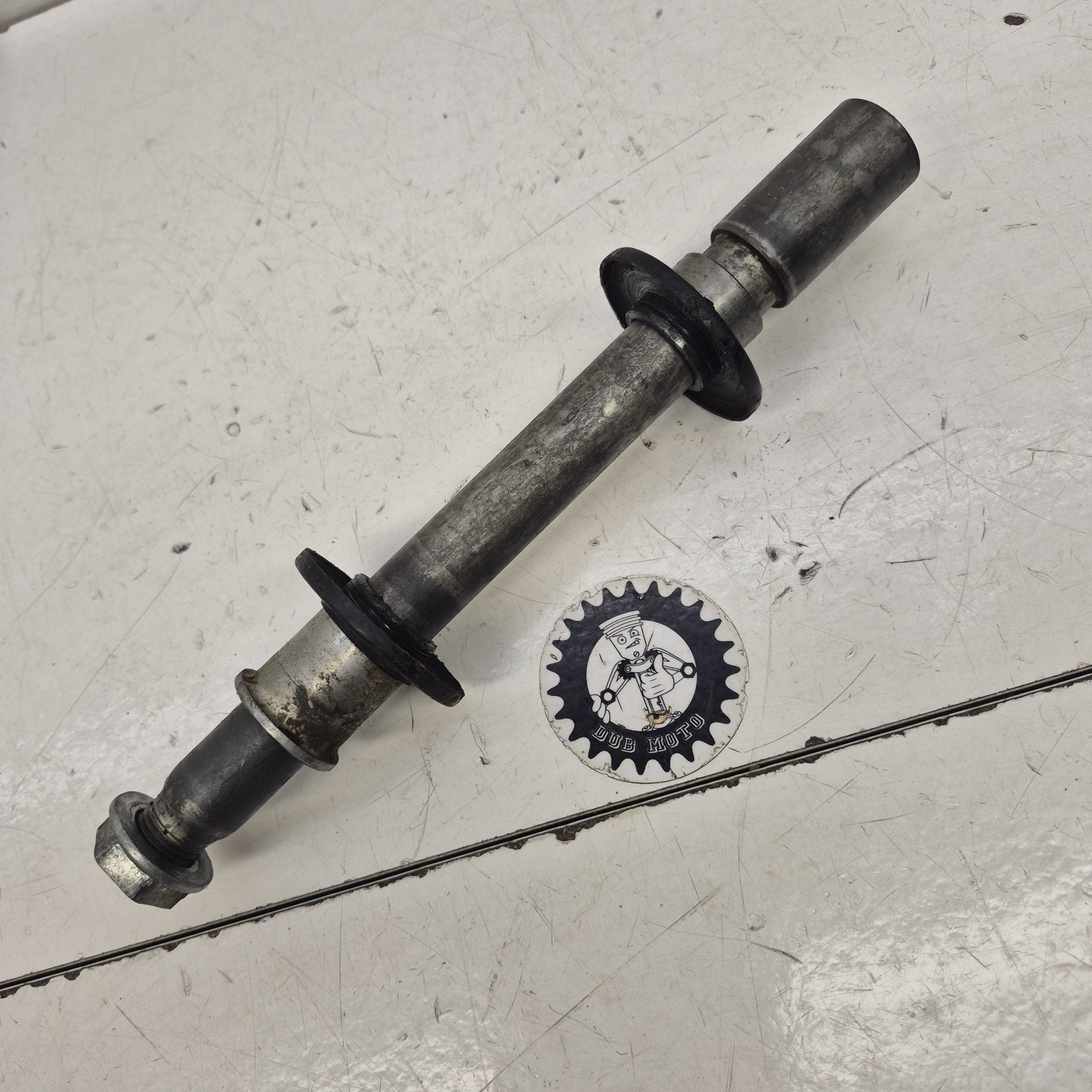 axe roue avant kawasaki 125 kx 2002
